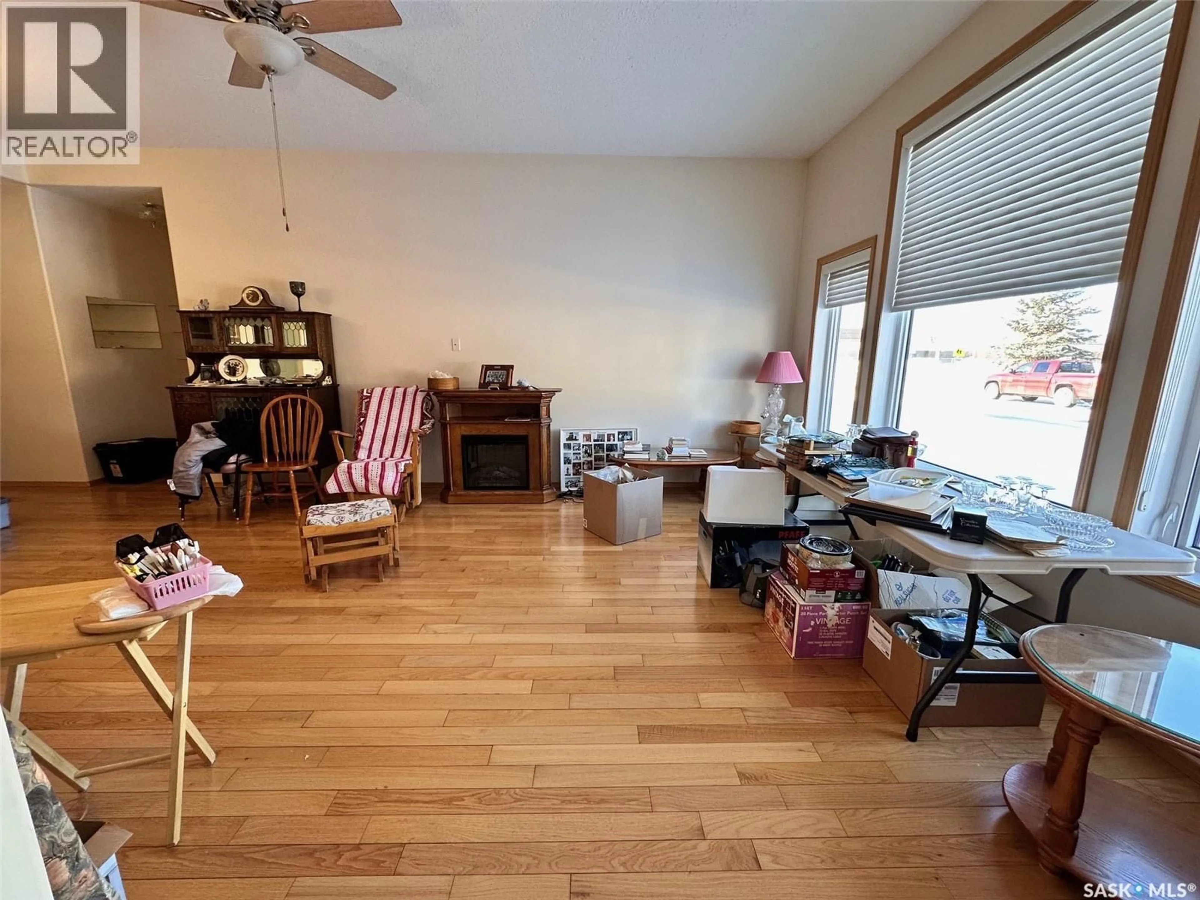 A pic of a room for 332 2ND AVENUE, Spiritwood Saskatchewan S0J2M0