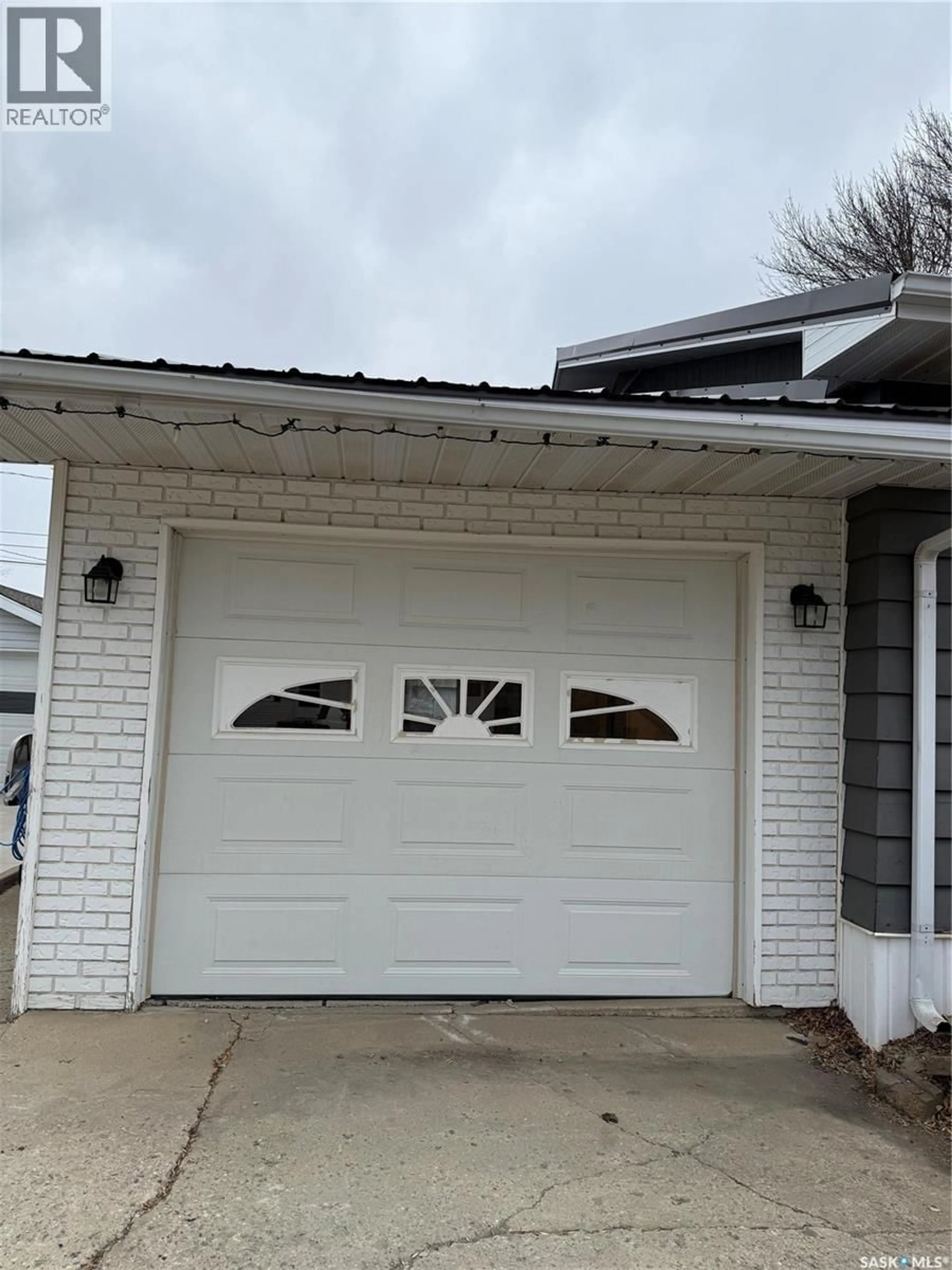 Indoor garage for 134 PERRY CRESCENT, Estevan Saskatchewan S4A0B5