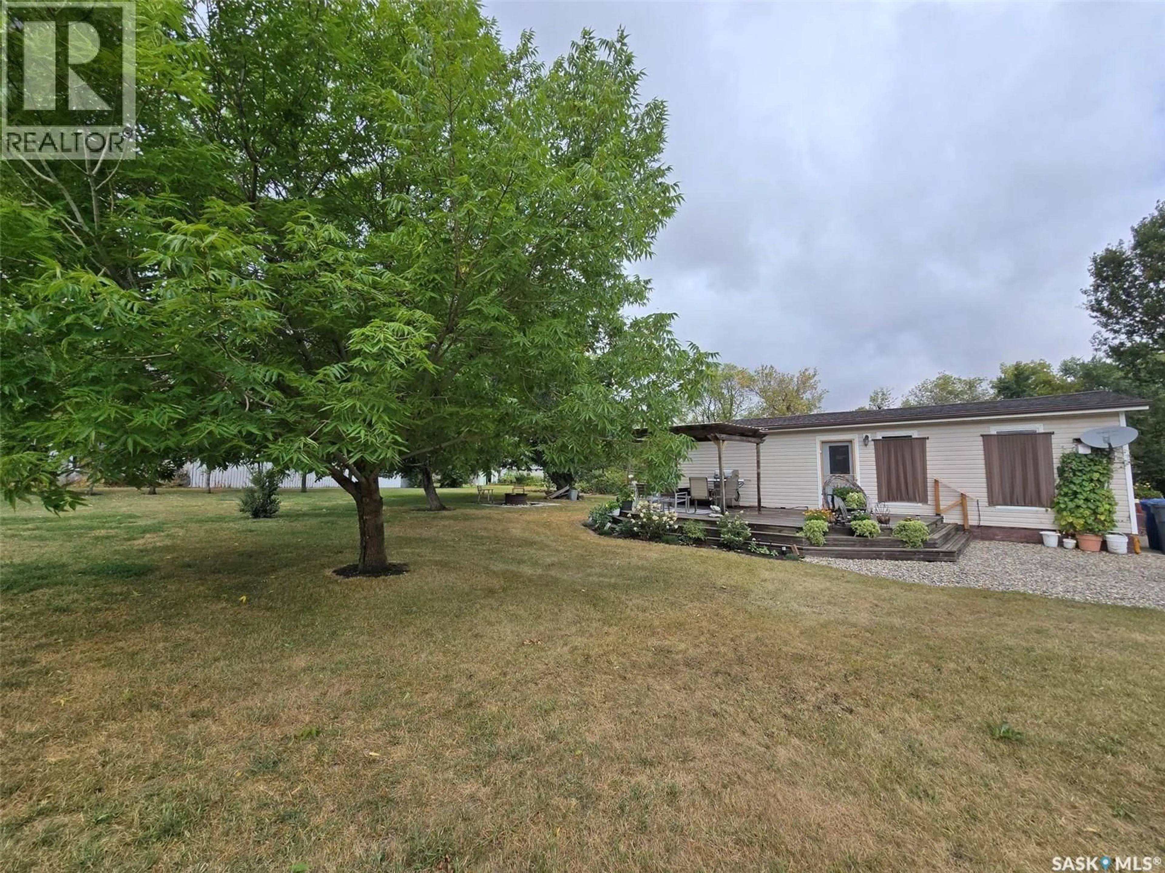 A pic from outside/outdoor area/front of a property/back of a property/a pic from drone, unknown for 506 QU'APPELLE STREET, Grenfell Saskatchewan S0G2B0