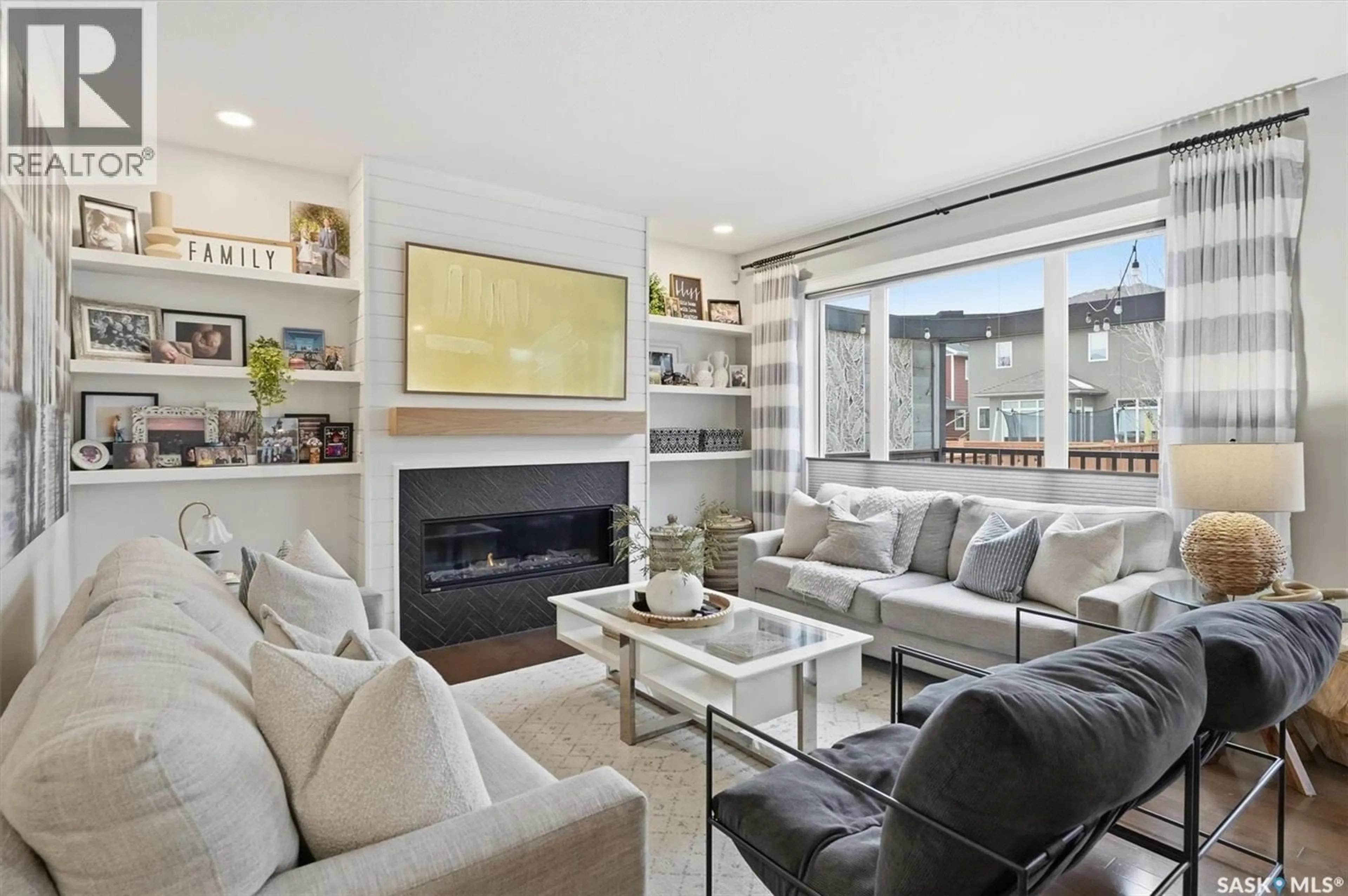 Living room with furniture, unknown for 1015 MUZYKA ROAD, Saskatoon Saskatchewan S7W0E7