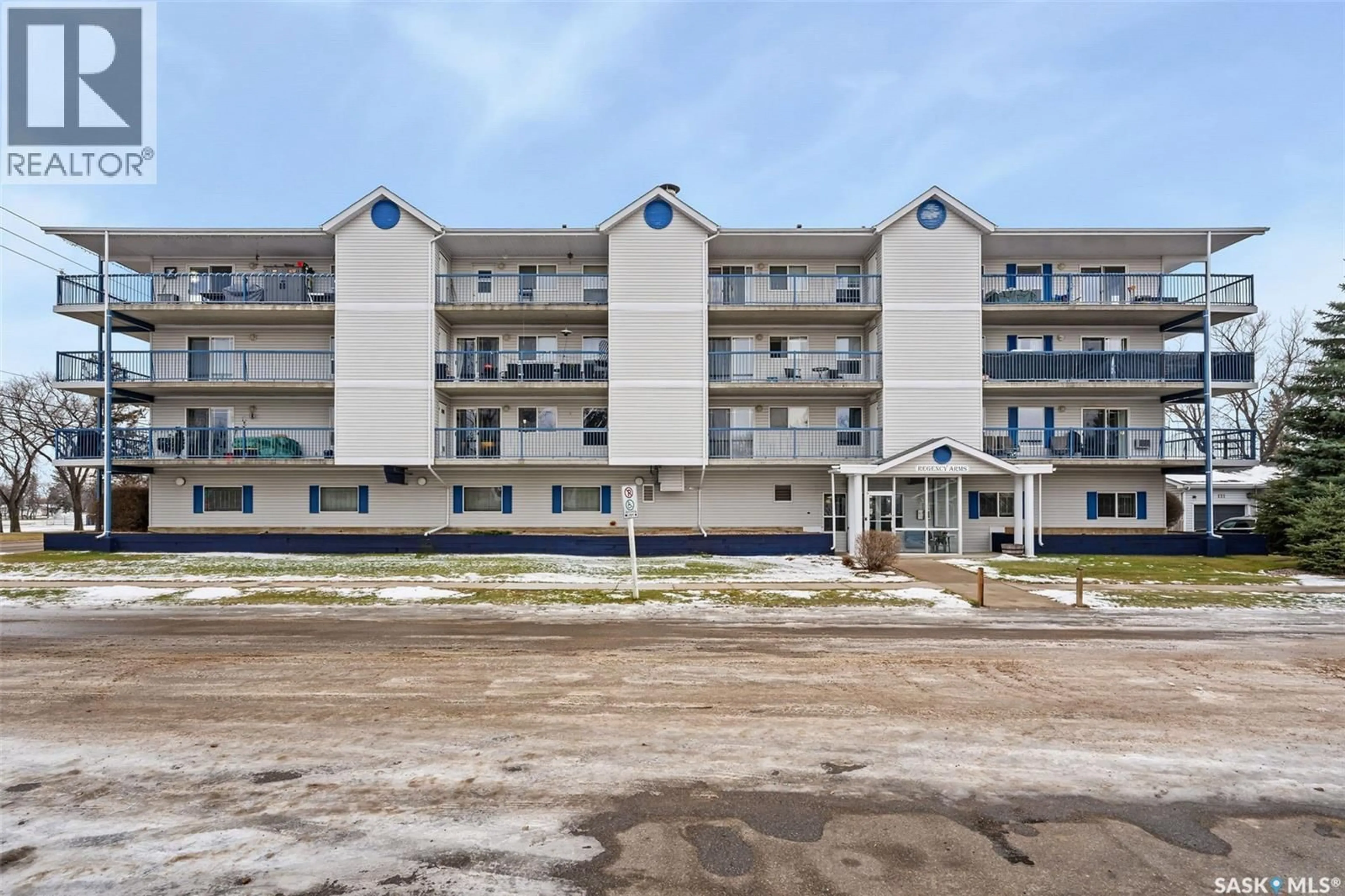 Unknown for 301 - 2501 1ST AVENUE, Prince Albert Saskatchewan S6V5A3