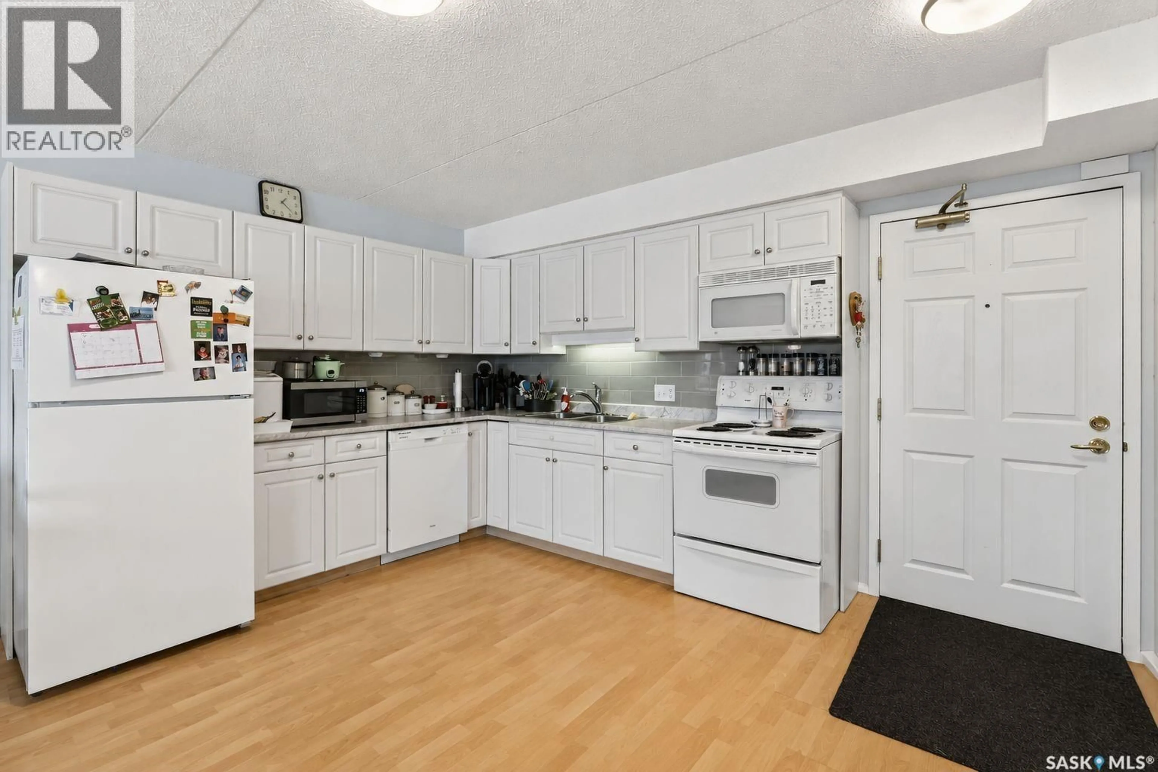 Standard kitchen, unknown for 301 - 2501 1ST AVENUE, Prince Albert Saskatchewan S6V5A3