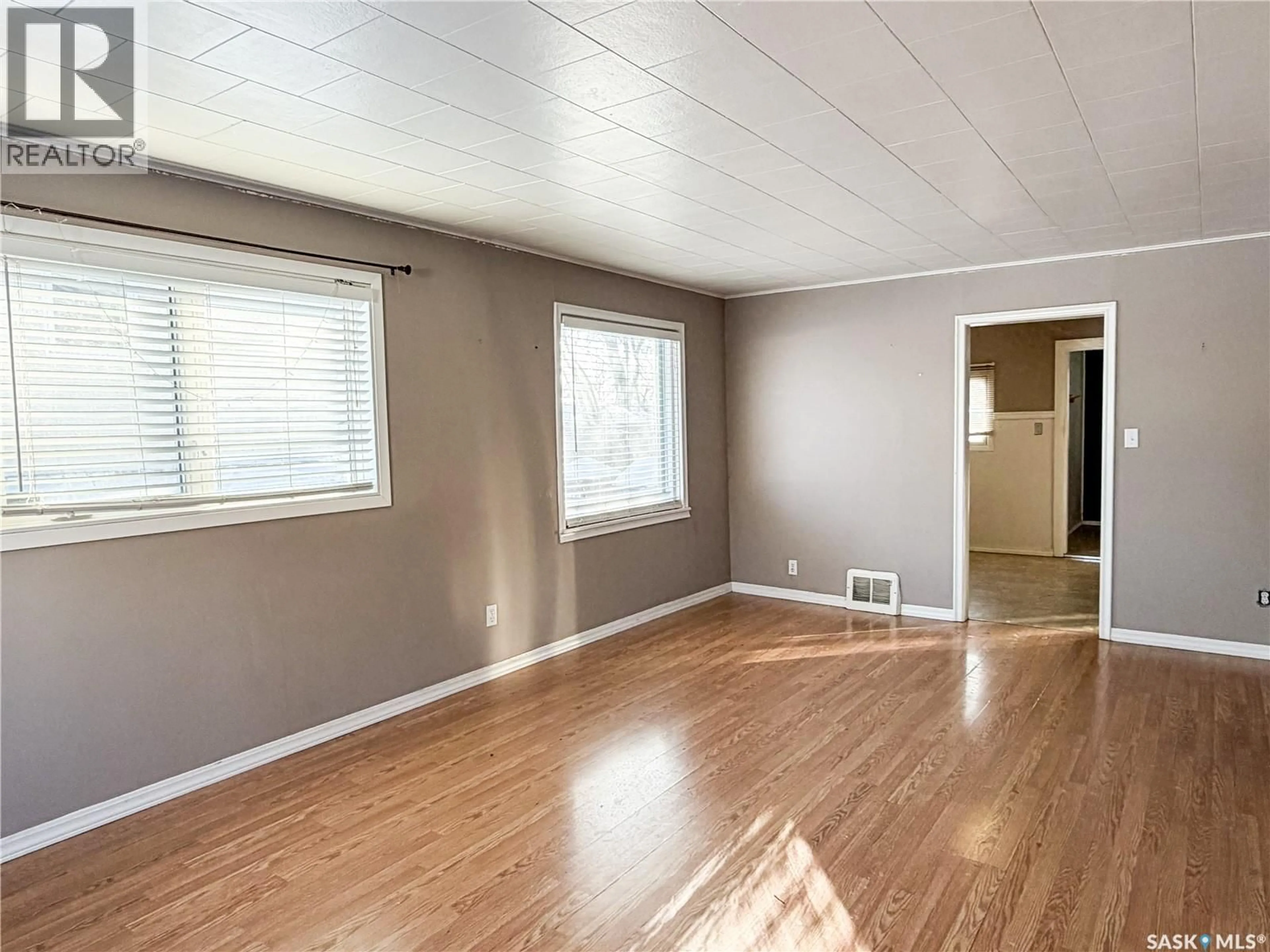 A pic of a room for 608 3RD AVENUE, Meadow Lake Saskatchewan S9X1A8