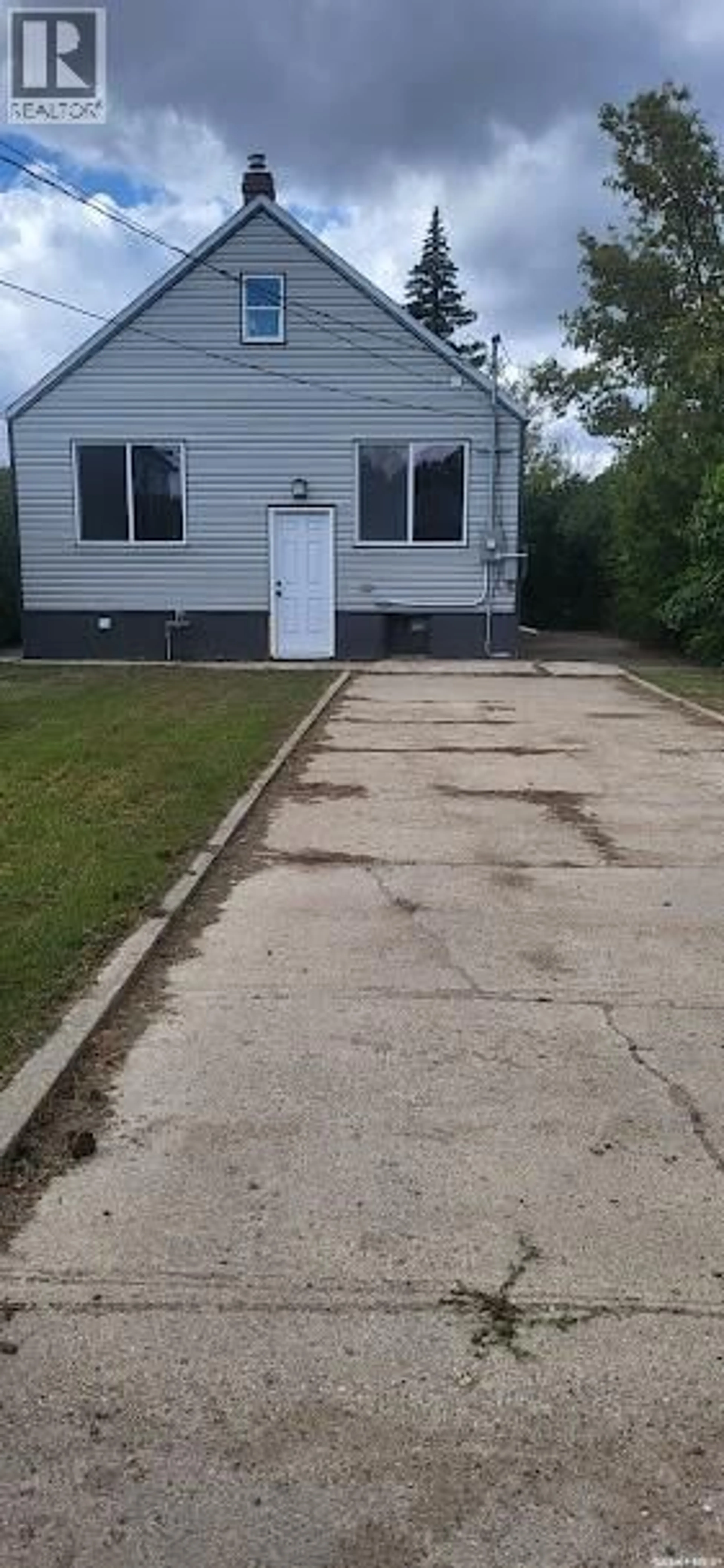 Unknown for 511 MAIN STREET, Oxbow Saskatchewan S0C2B0