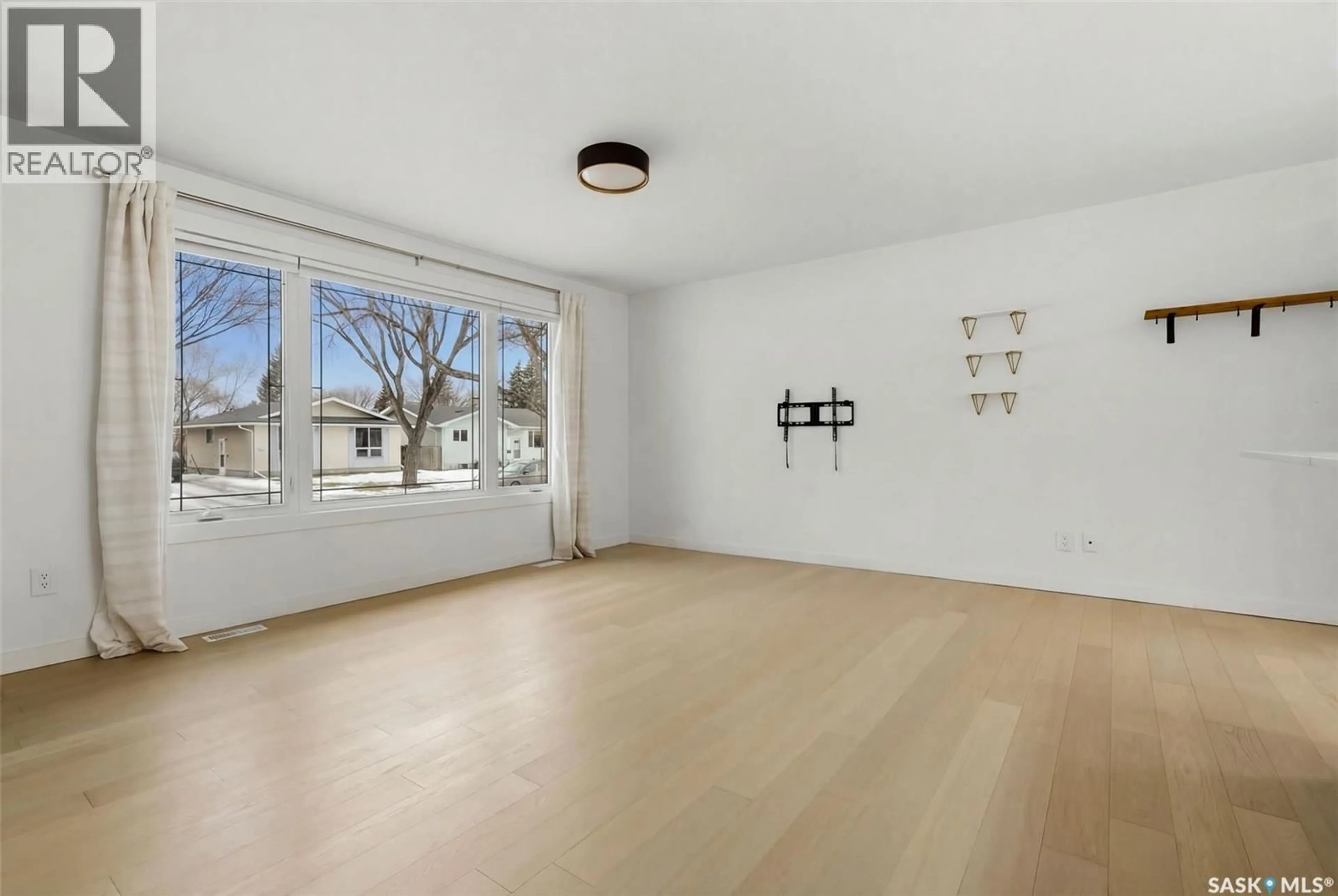 A pic of a room for 106 COLEMAN CRESCENT, Regina Saskatchewan S4N5J5