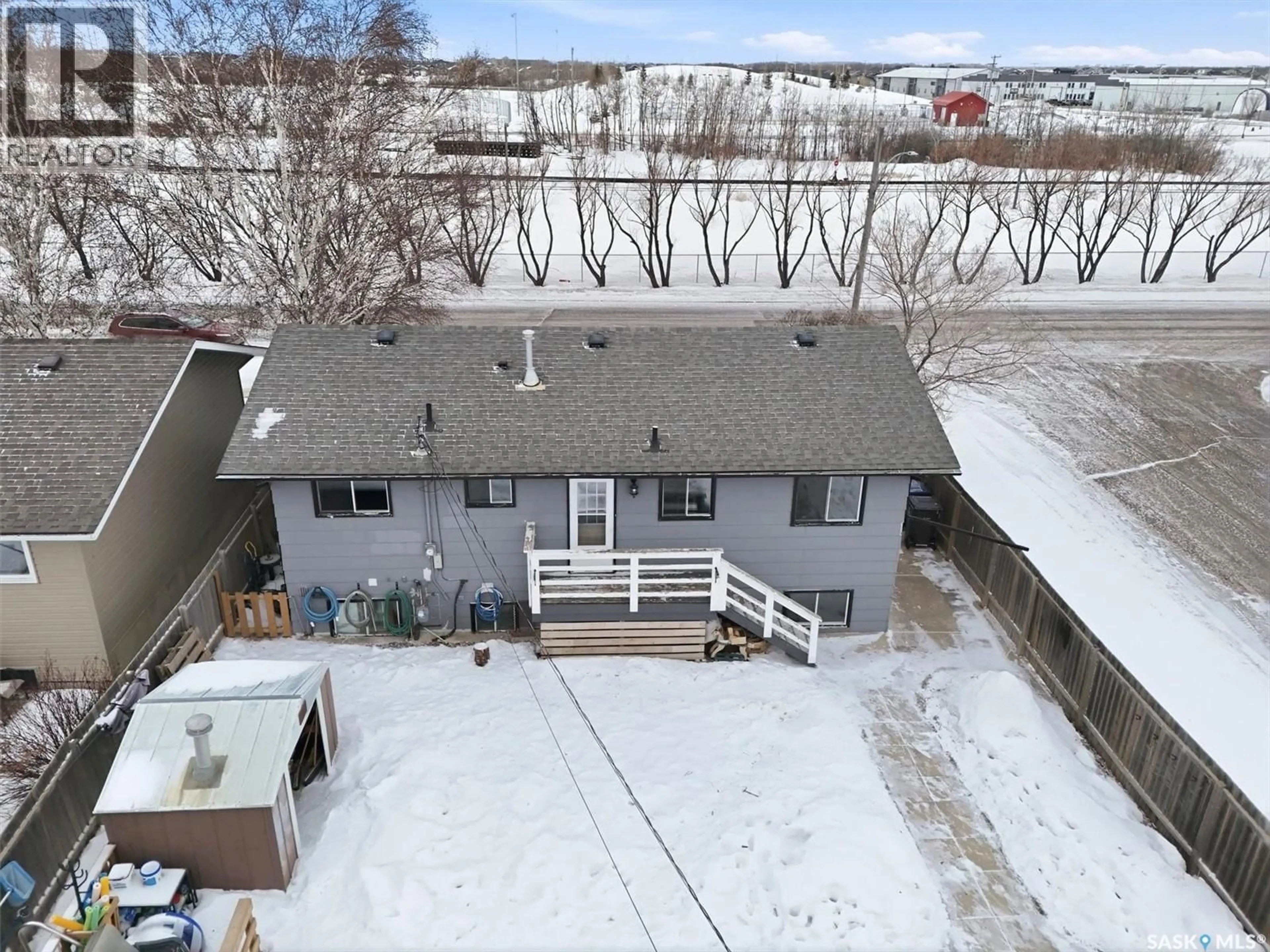A pic from outside/outdoor area/front of a property/back of a property/a pic from drone, unknown for 420 NORTH RAILWAY STREET, Warman Saskatchewan S0K4S0