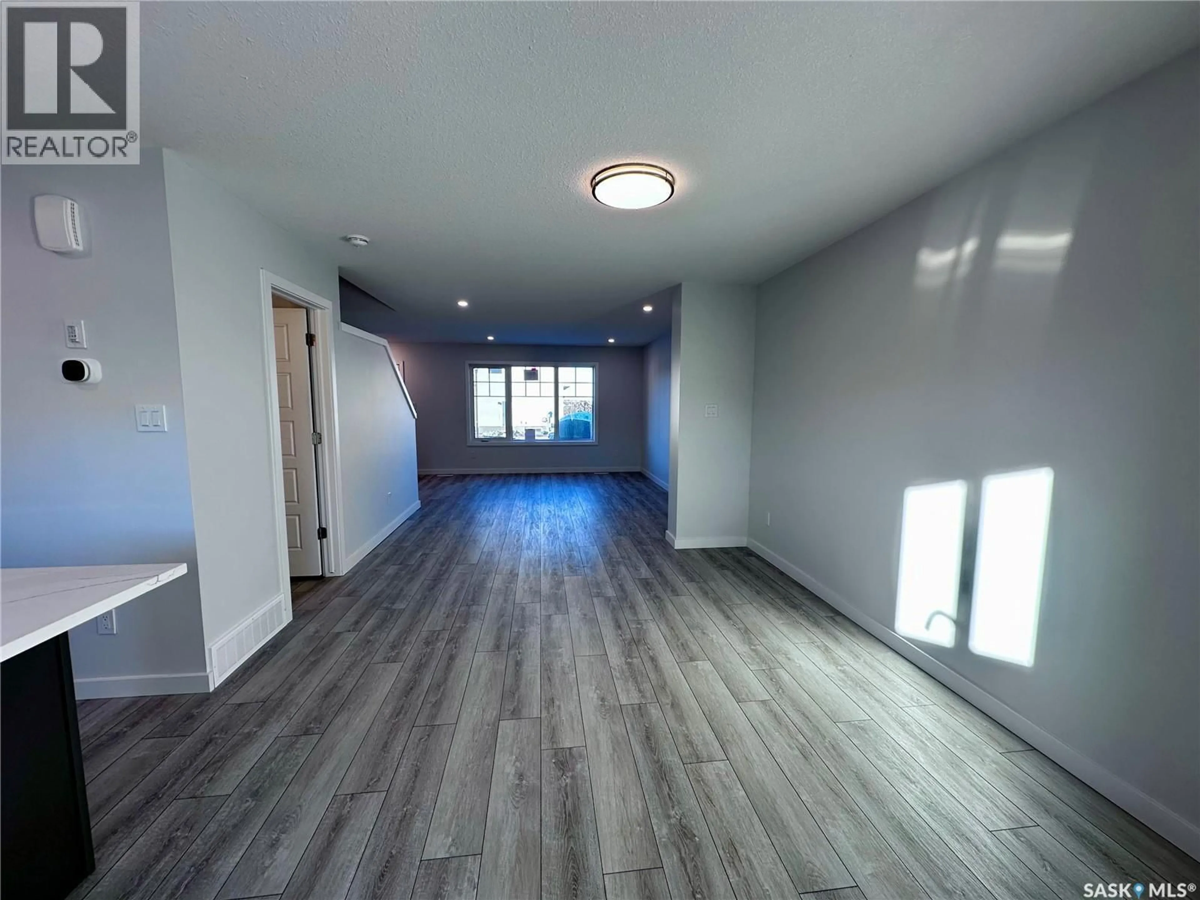 Unknown for 5449 BUCKINGHAM DRIVE, Regina Saskatchewan S4V4B5