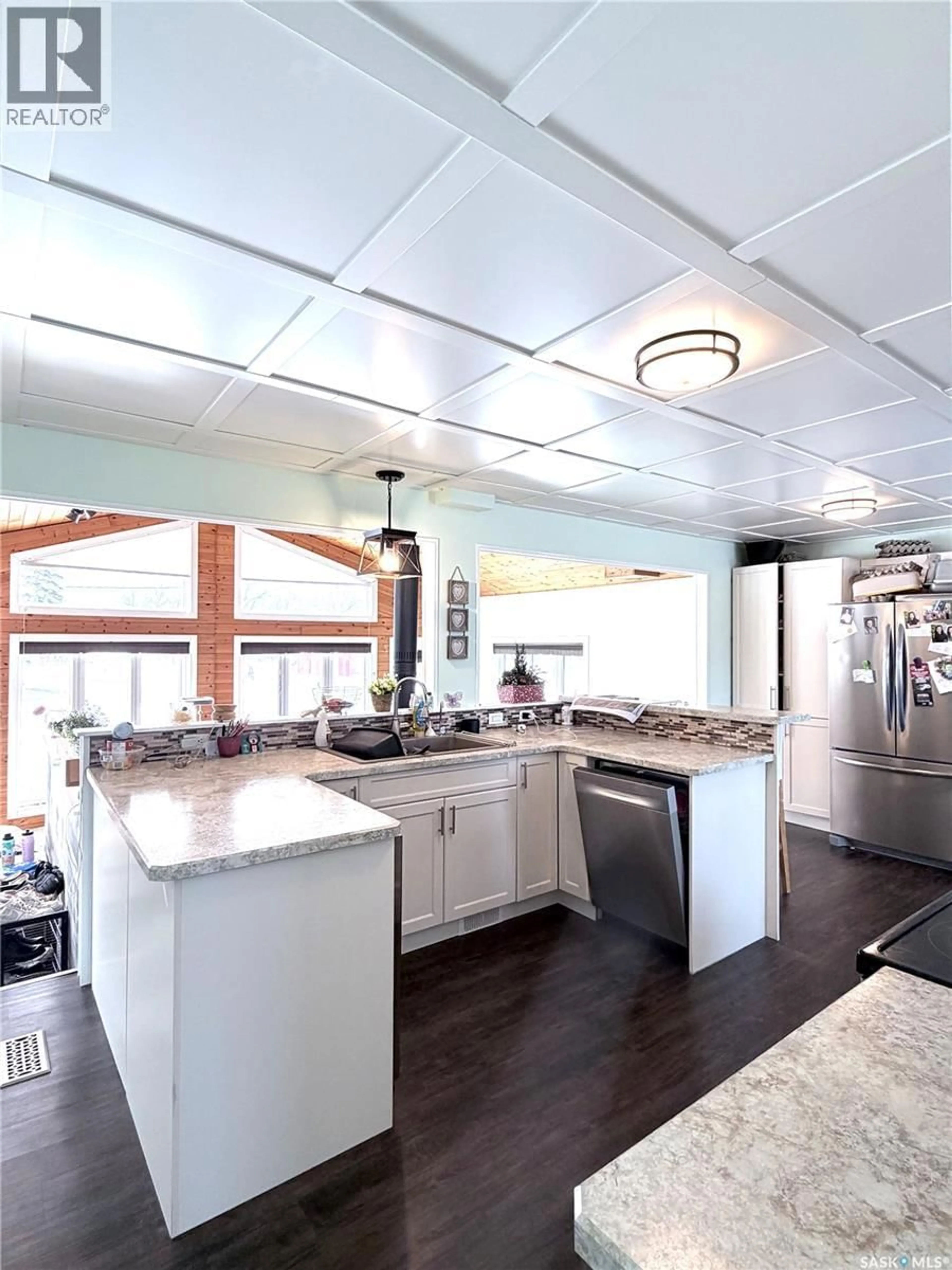 Contemporary kitchen, unknown for AK RANCH, Indian Head Rm No. 156 Saskatchewan S0G2K0