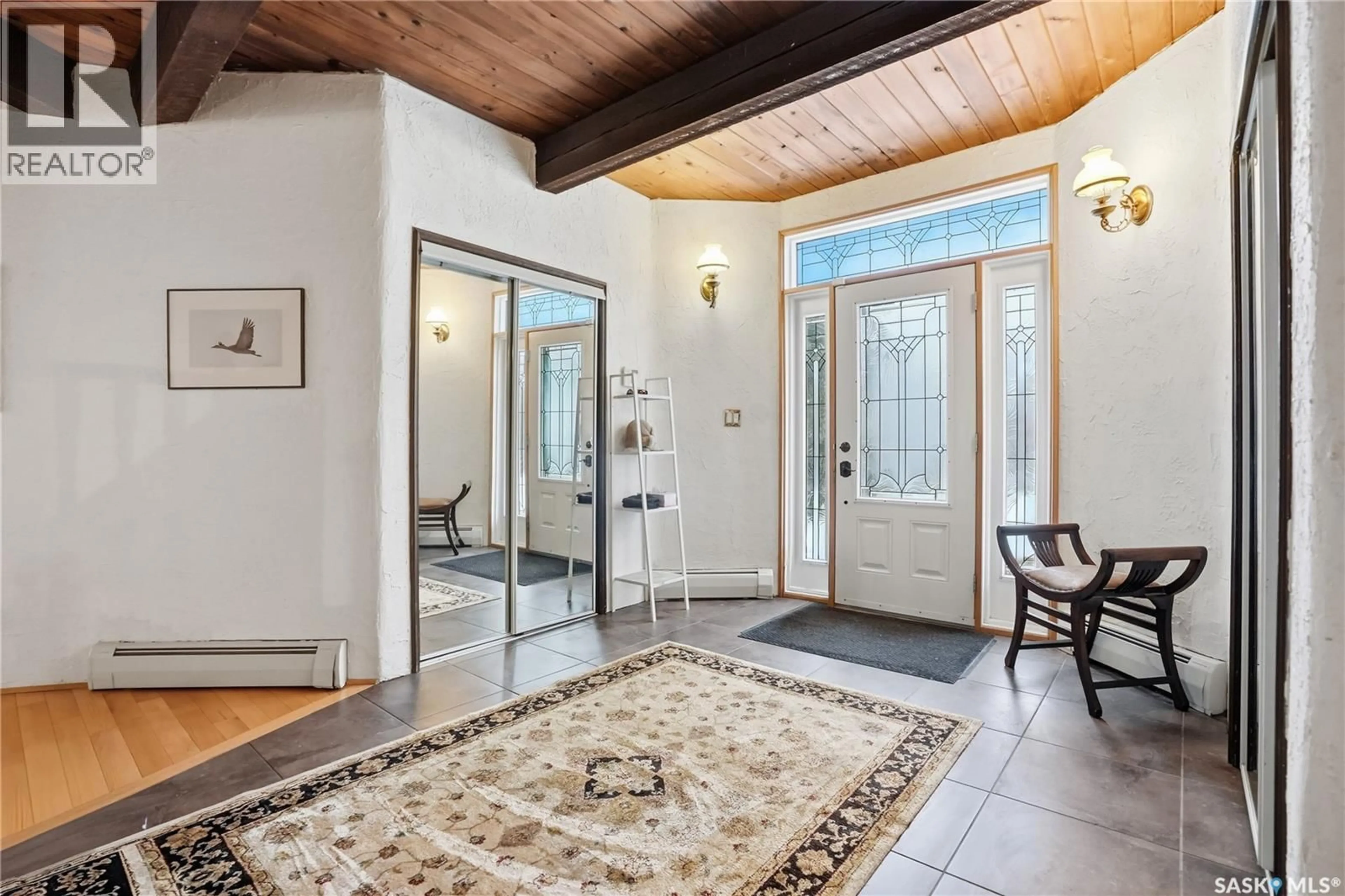 Indoor entryway for 1 PONY TRAIL, Corman Park Rm No. 344 Saskatchewan S7T1A4