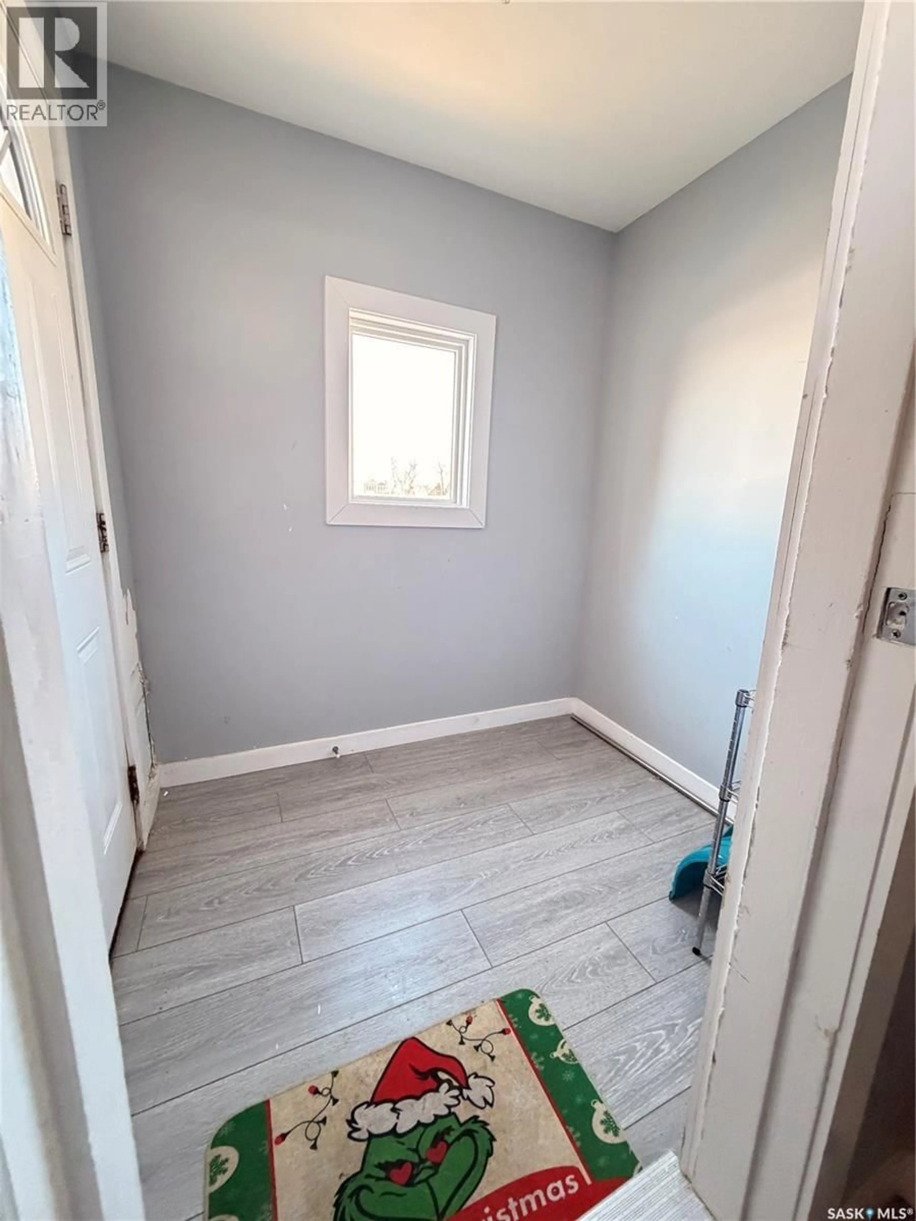 A pic of a room for 1605 RETALLACK STREET, Regina Saskatchewan S4T2J6