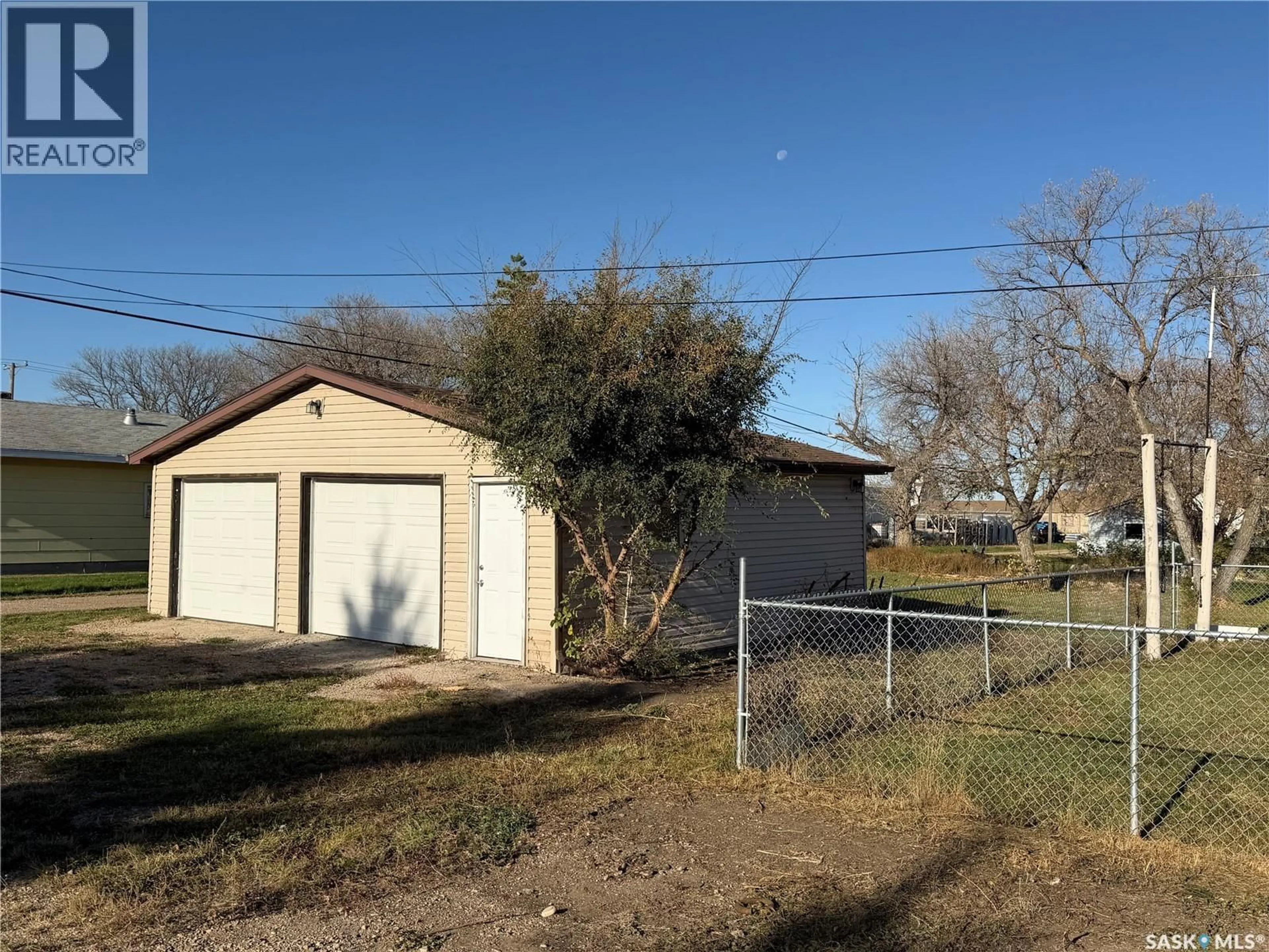 Shed for 322 2ND AVENUE, Young Saskatchewan S0K4Y0