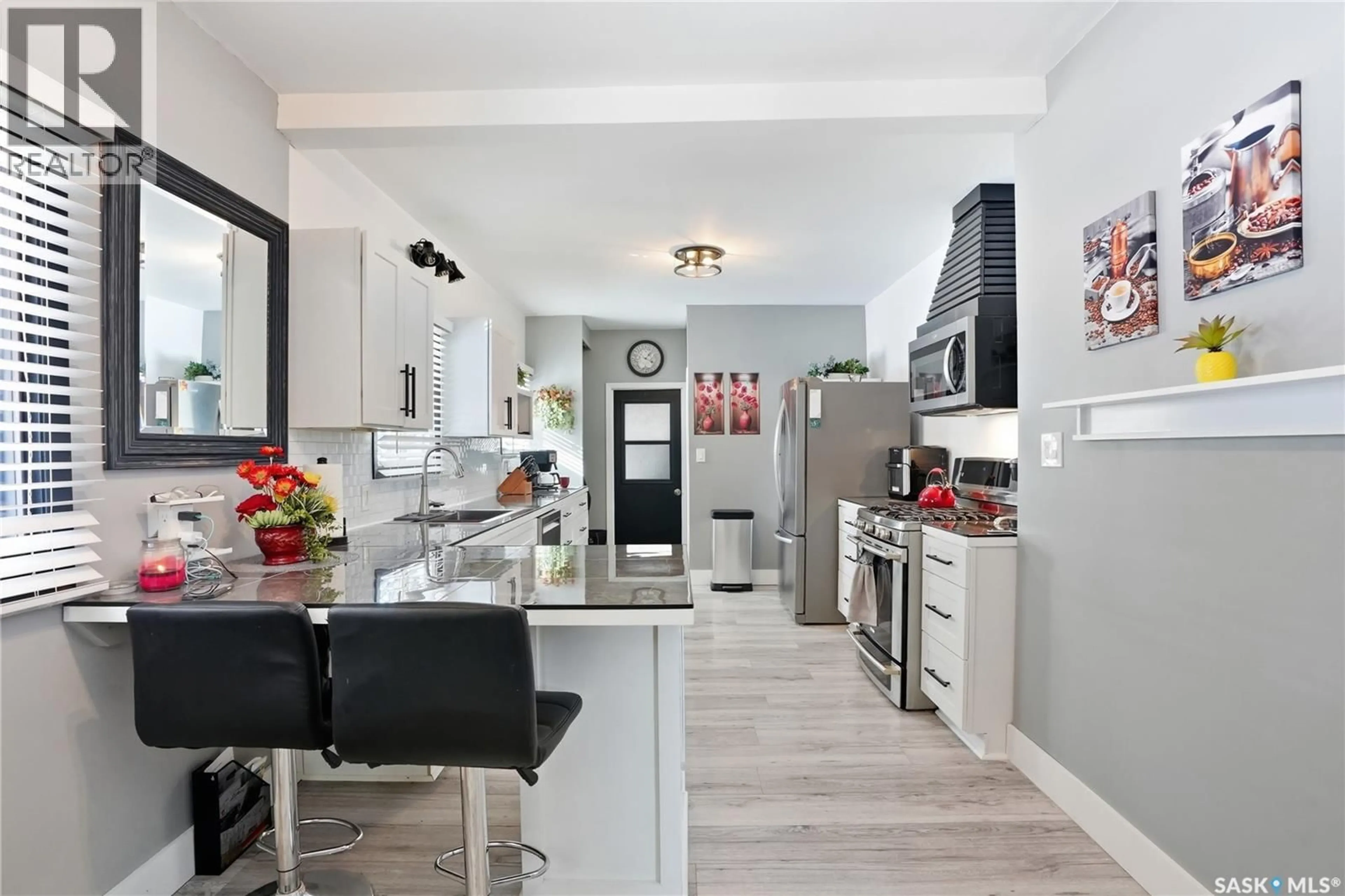 Open concept kitchen, ceramic/tile floor for 408 1ST STREET S, Waldheim Saskatchewan S0K4R0