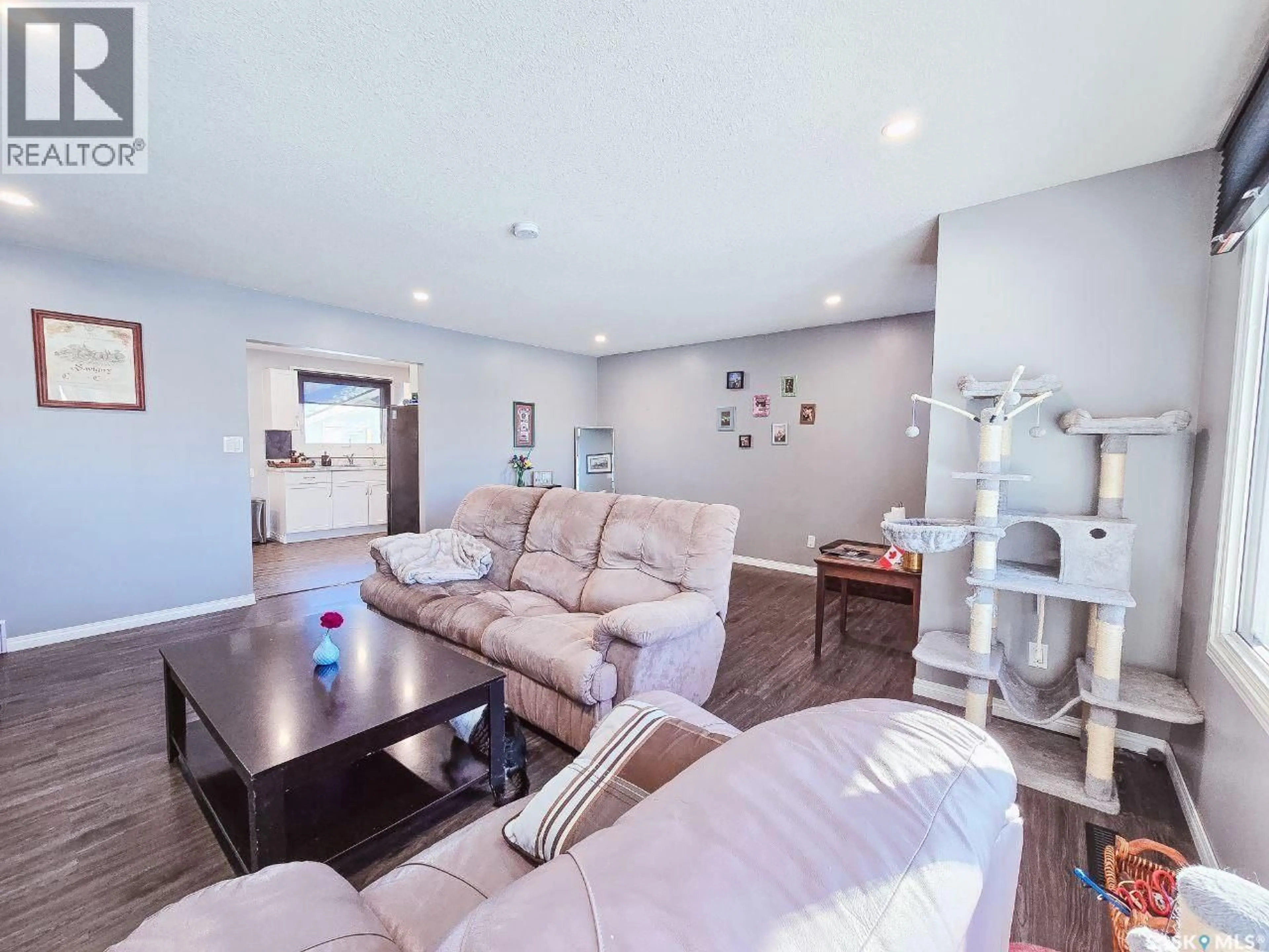 Living room with furniture, unknown for 211 EIGHTH AVENUE, Yorkton Saskatchewan S3N0W8