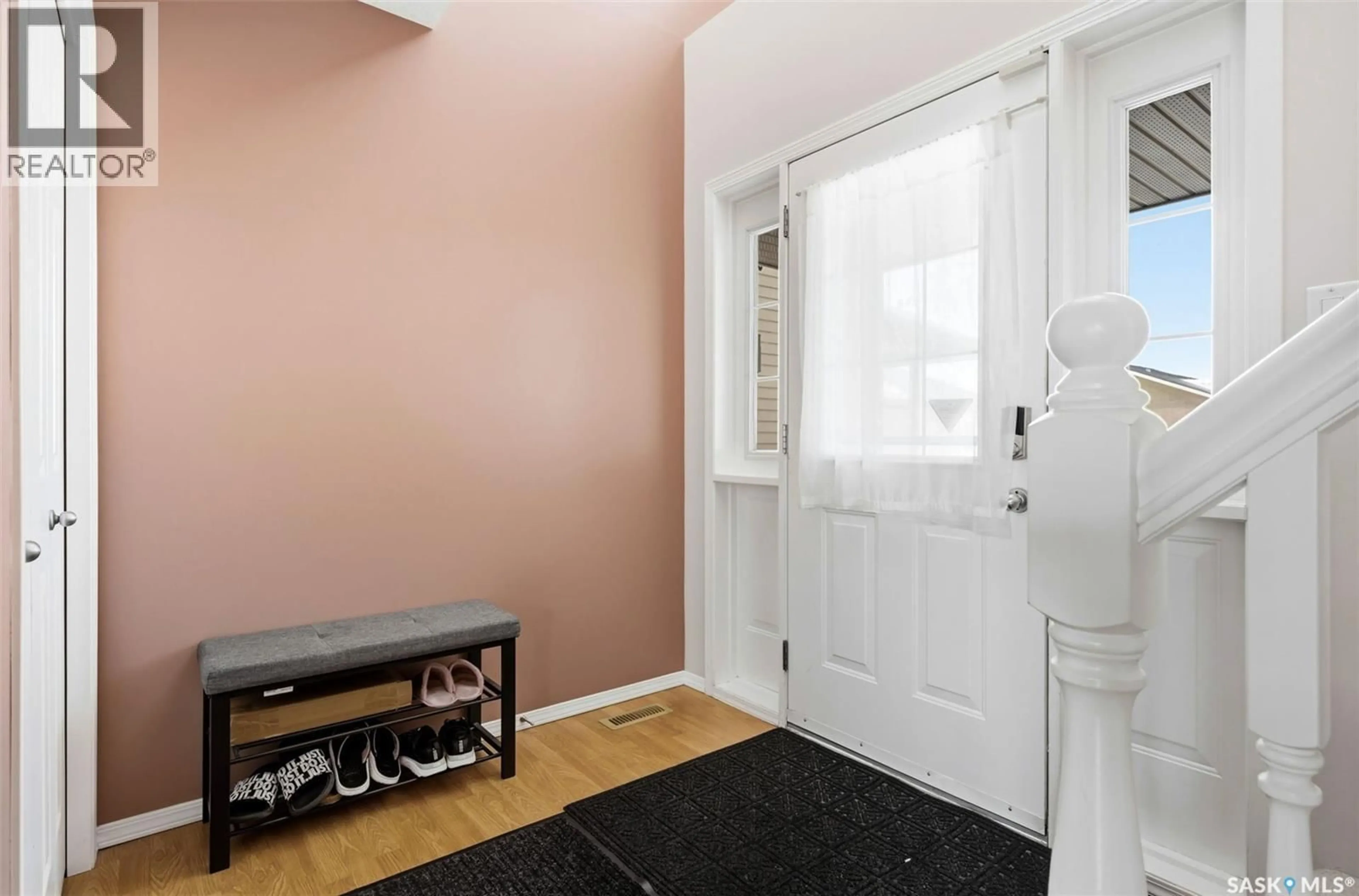 Indoor entryway for 5175 BOSWELL CRESCENT, Regina Saskatchewan S4X4S4