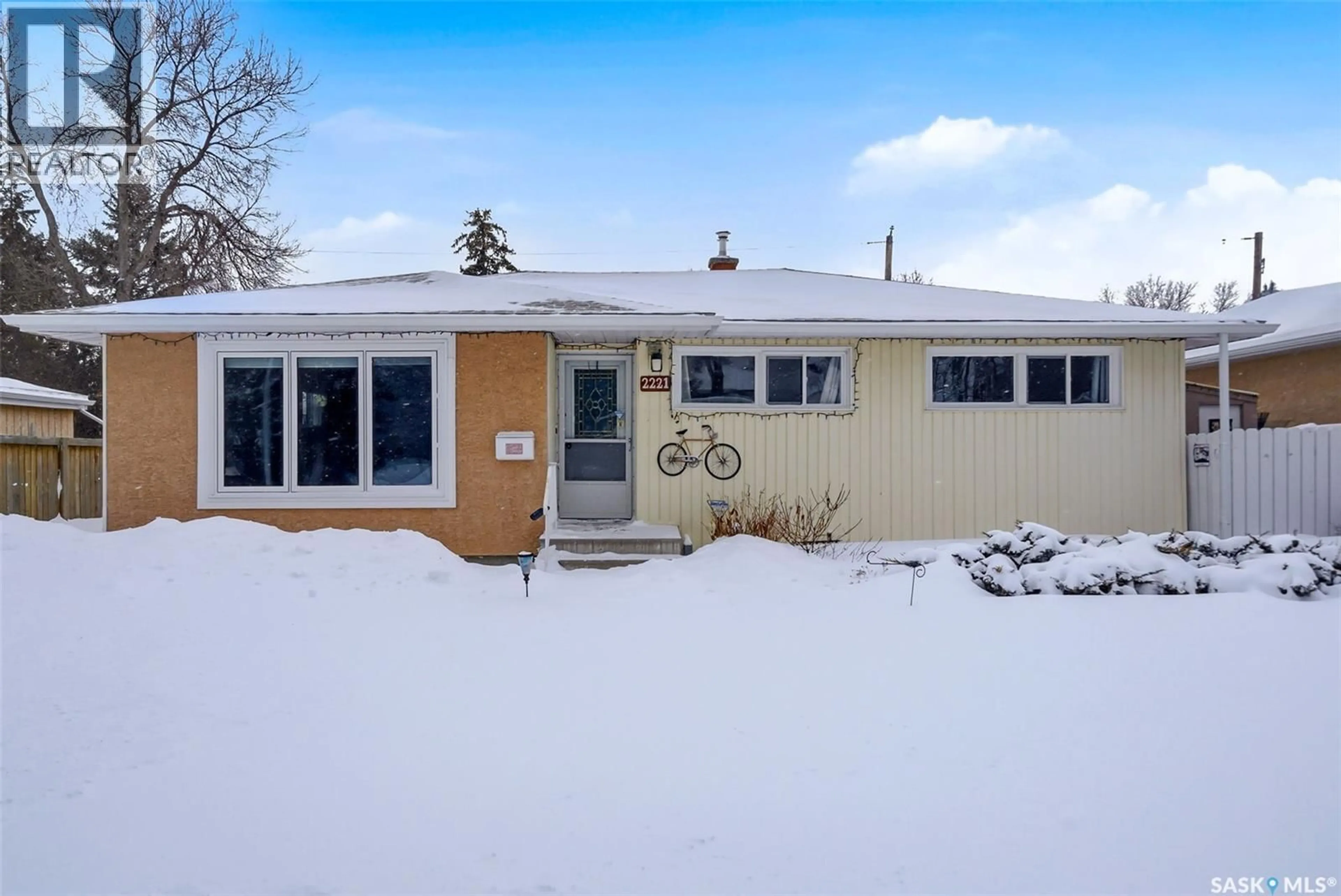 Unknown for 2221 DUFFERIN ROAD, Regina Saskatchewan S4S5B5