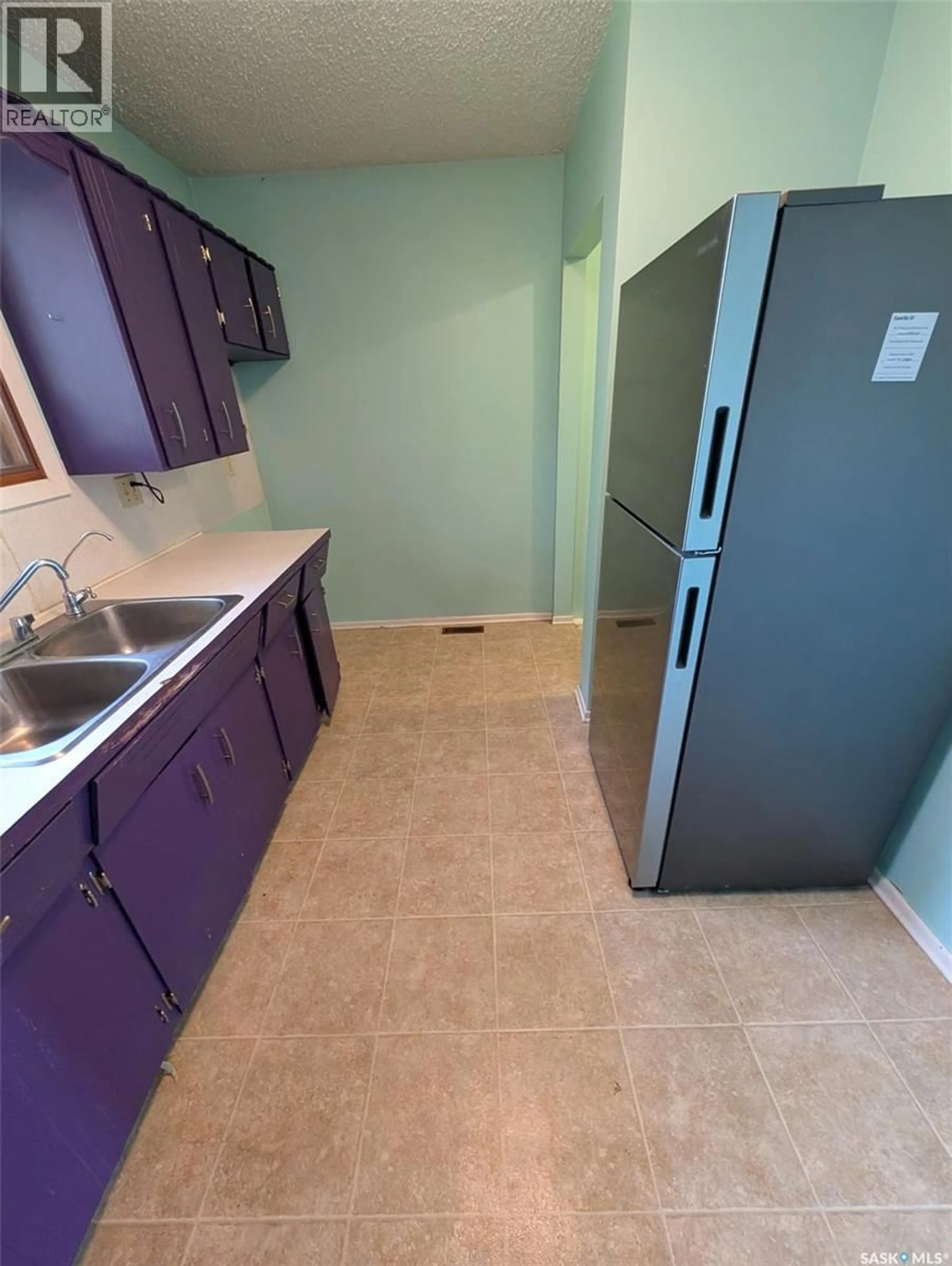 Standard kitchen, unknown for 617 PETERSON AVENUE, Radville Saskatchewan S0C2G0