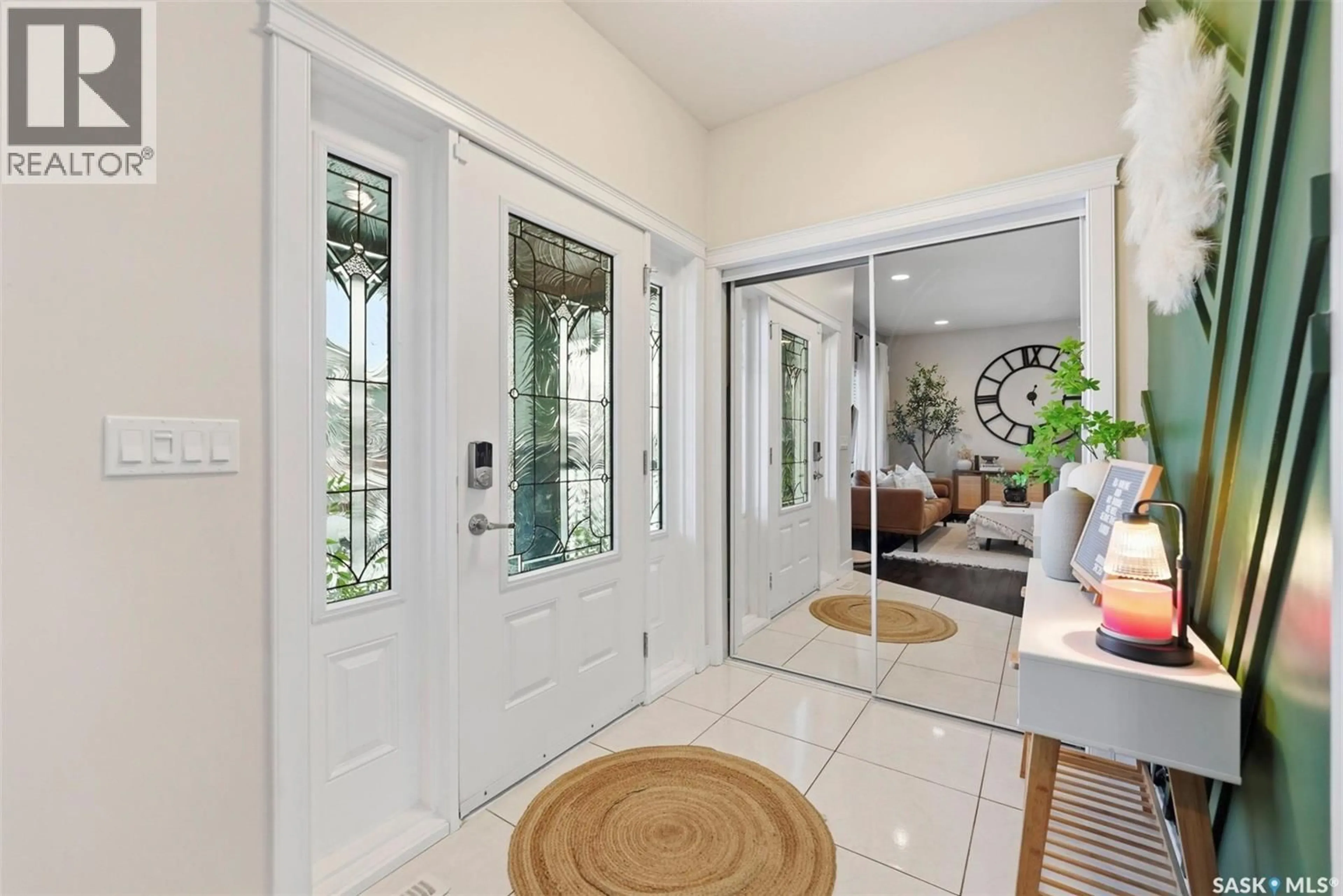 Indoor entryway for 417 GOLDEN WILLOW WAY, Warman Saskatchewan S0K4S2