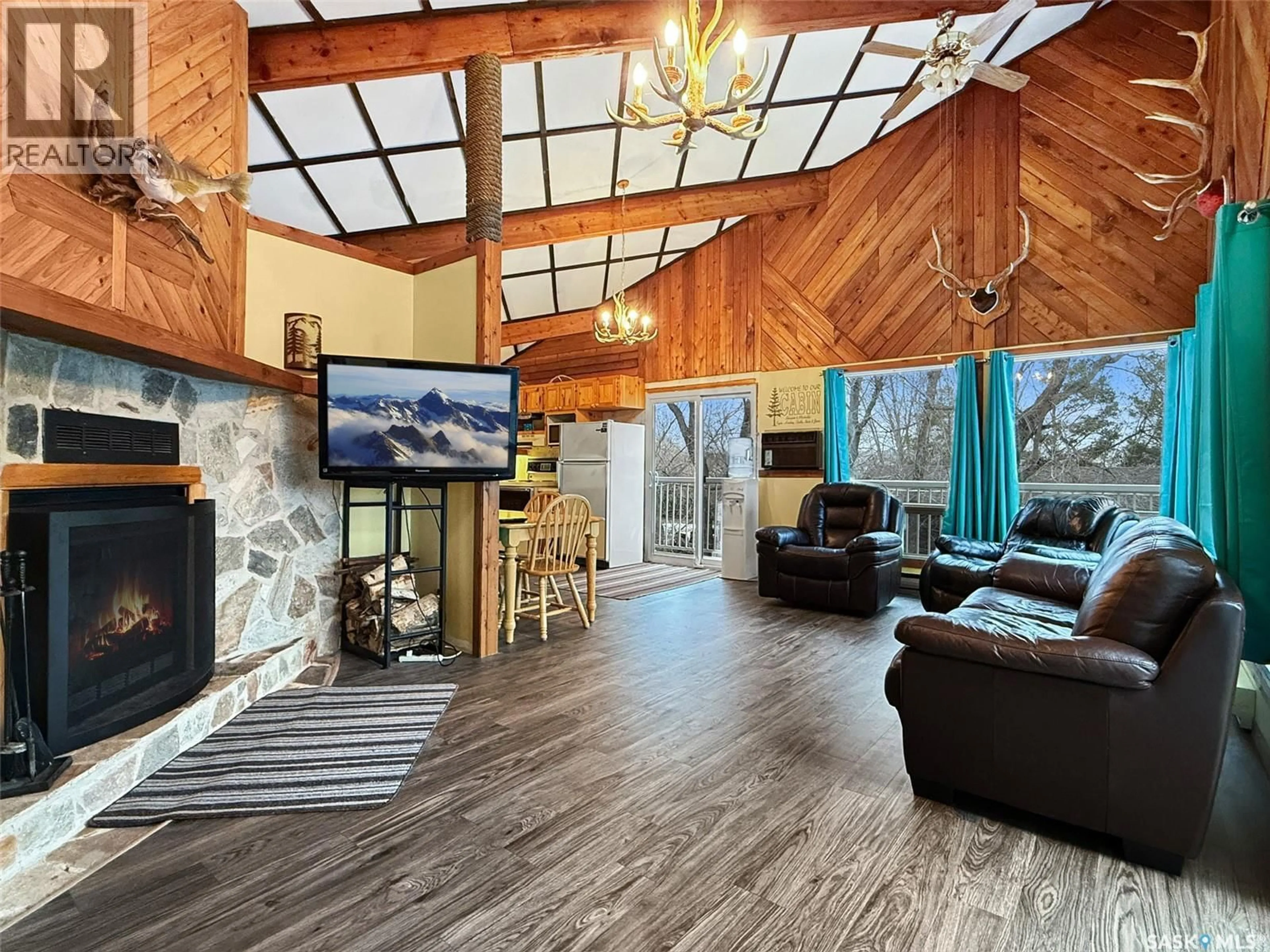 Lobby for 105 OTTER CRESCENT, Beaver Flat Saskatchewan S0N2P0