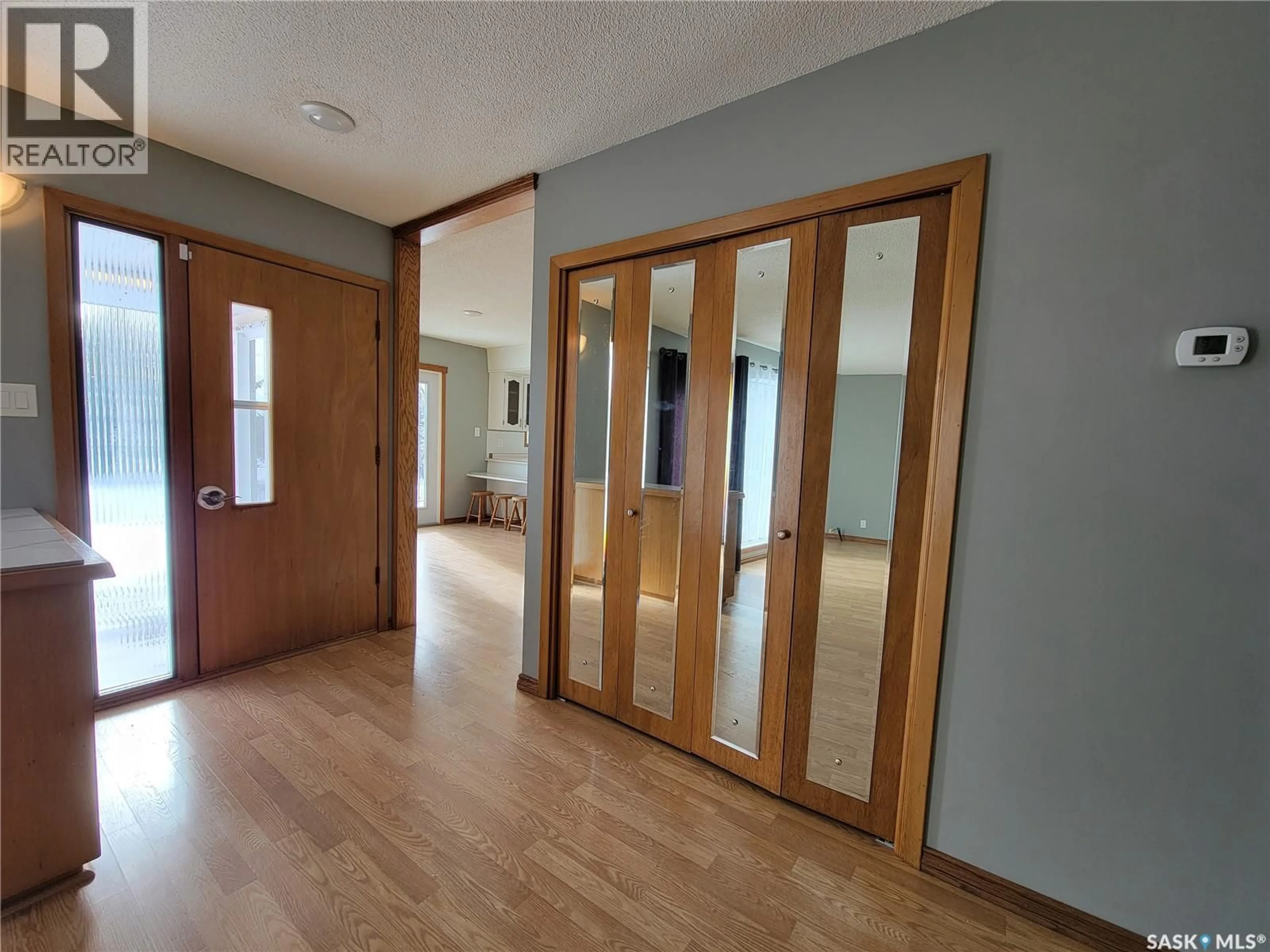 Indoor foyer for CARTER ACREAGE, Grass Lake Rm No. 381 Saskatchewan S0L2A0