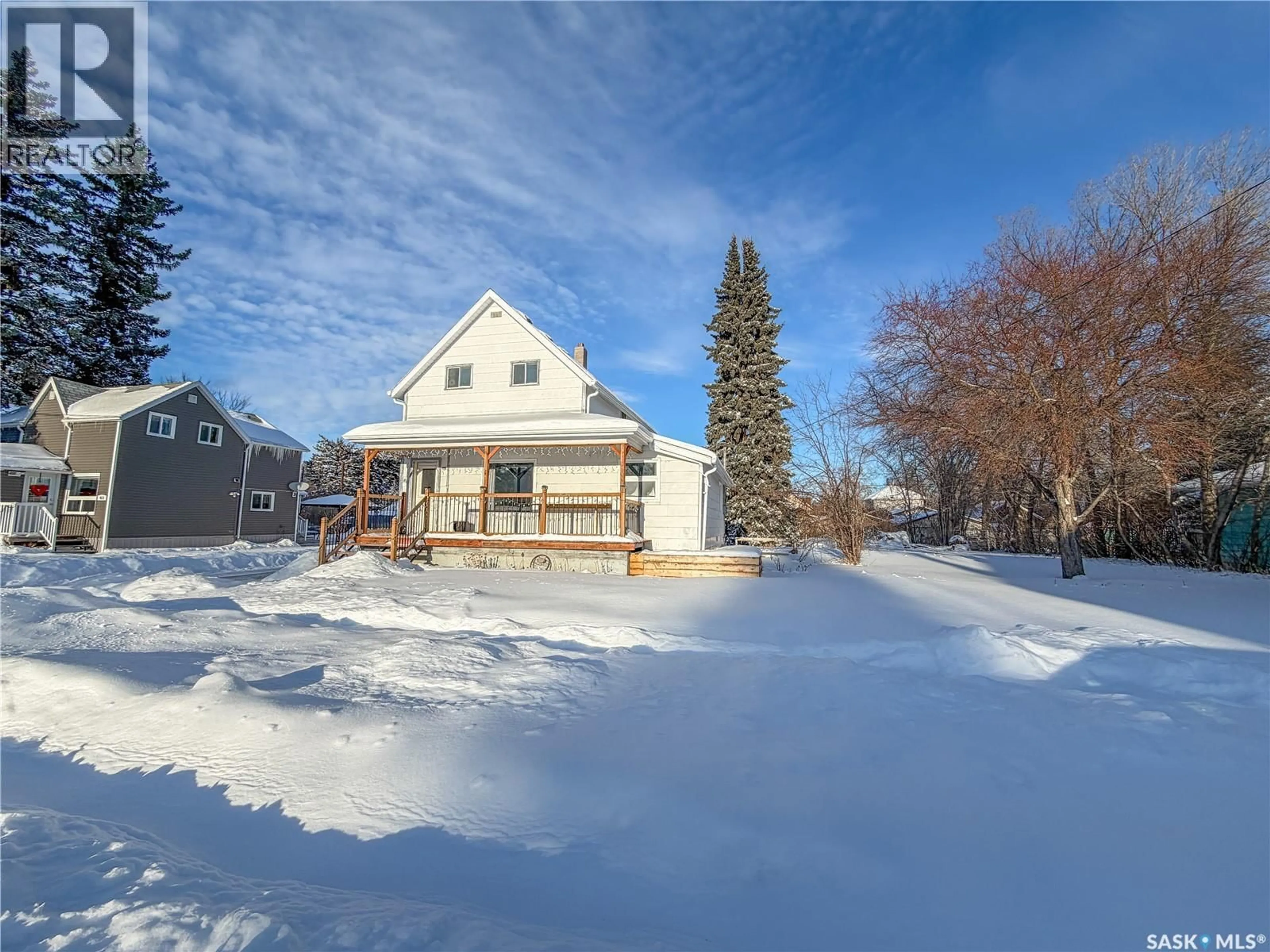 A pic from outside/outdoor area/front of a property/back of a property/a pic from drone, street for 811 BOYLE STREET, Indian Head Saskatchewan S0G2K0
