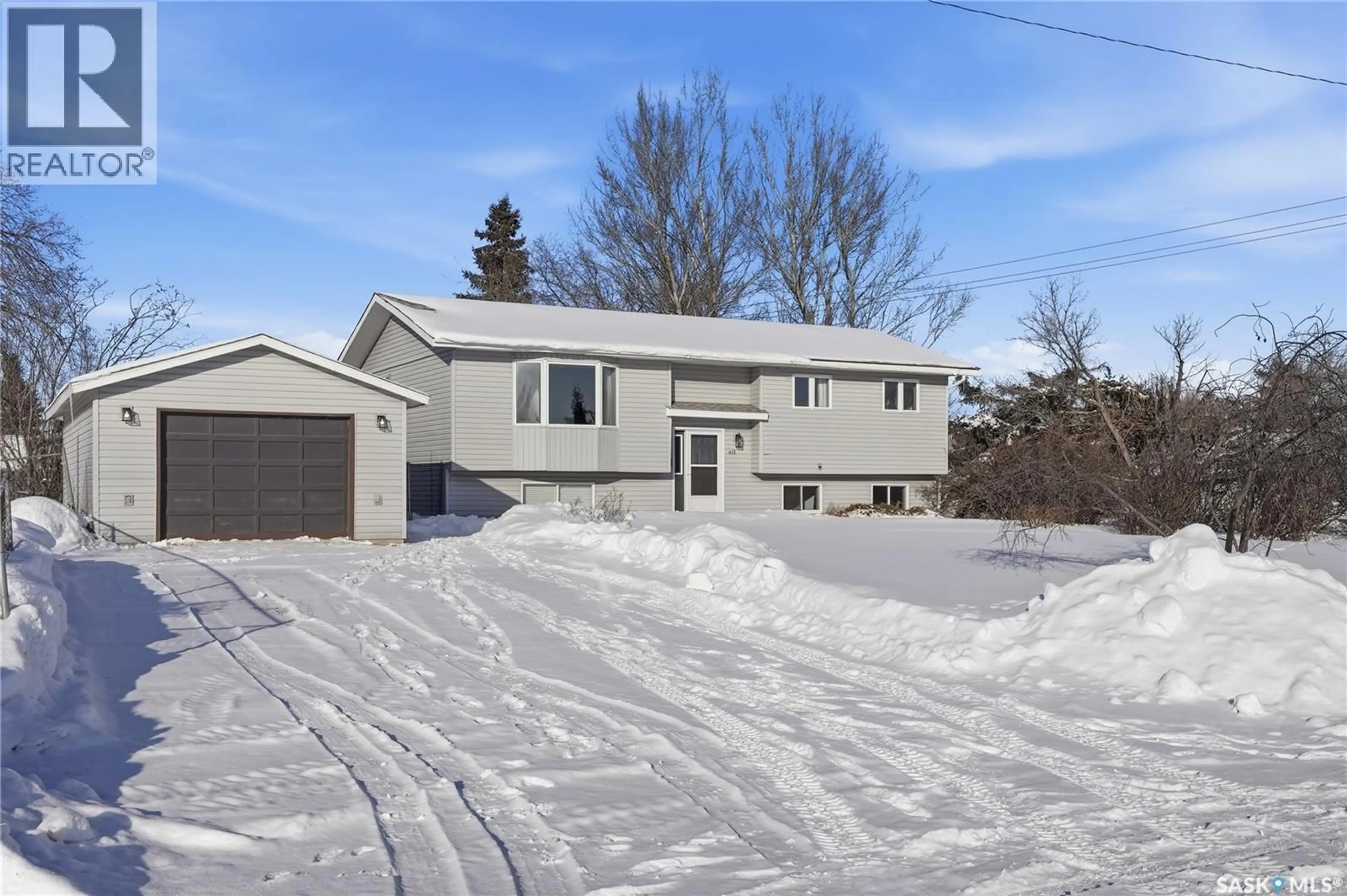 A pic from outside/outdoor area/front of a property/back of a property/a pic from drone, street for 413-415 1ST STREET, Dalmeny Saskatchewan S0K1E0