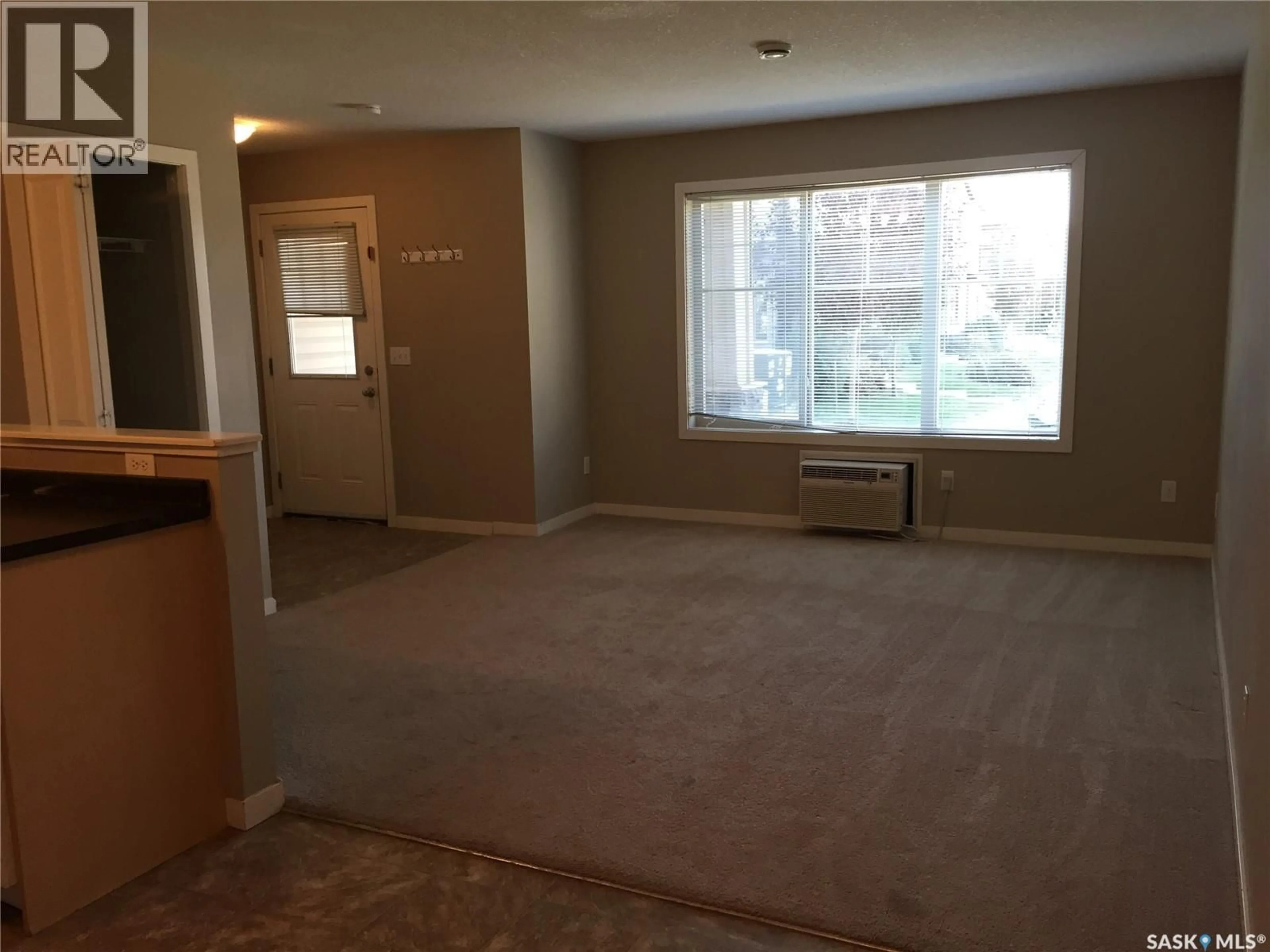 A pic of a room for 37 - 5023 JAMES HILL ROAD, Regina Saskatchewan S4W0B9