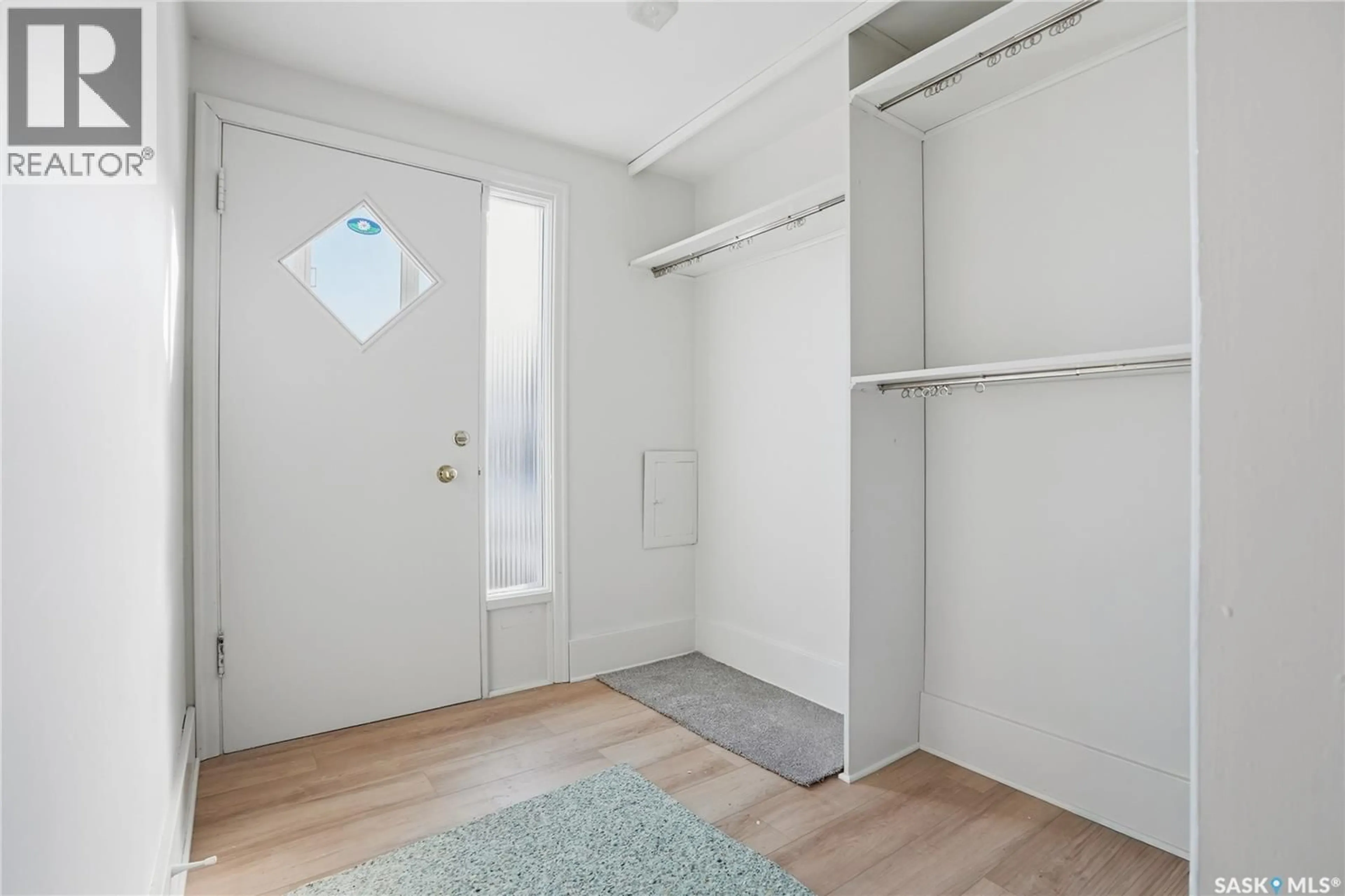 Unknown for 410 LESLIE AVENUE, Saskatoon Saskatchewan S7H2Z1