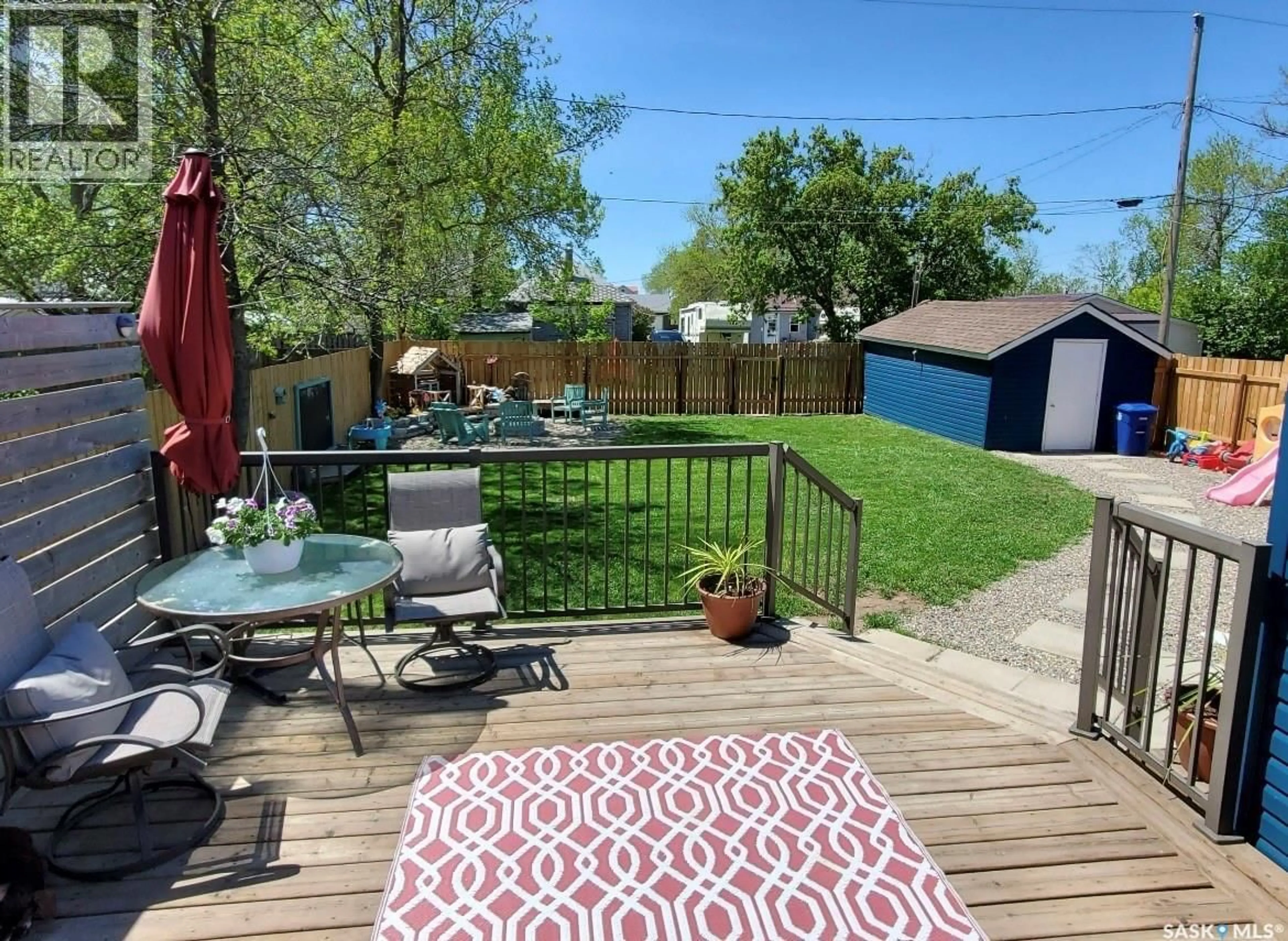 Patio, unknown for 318 ALDRIDGE STREET, Bienfait Saskatchewan S0C0M0