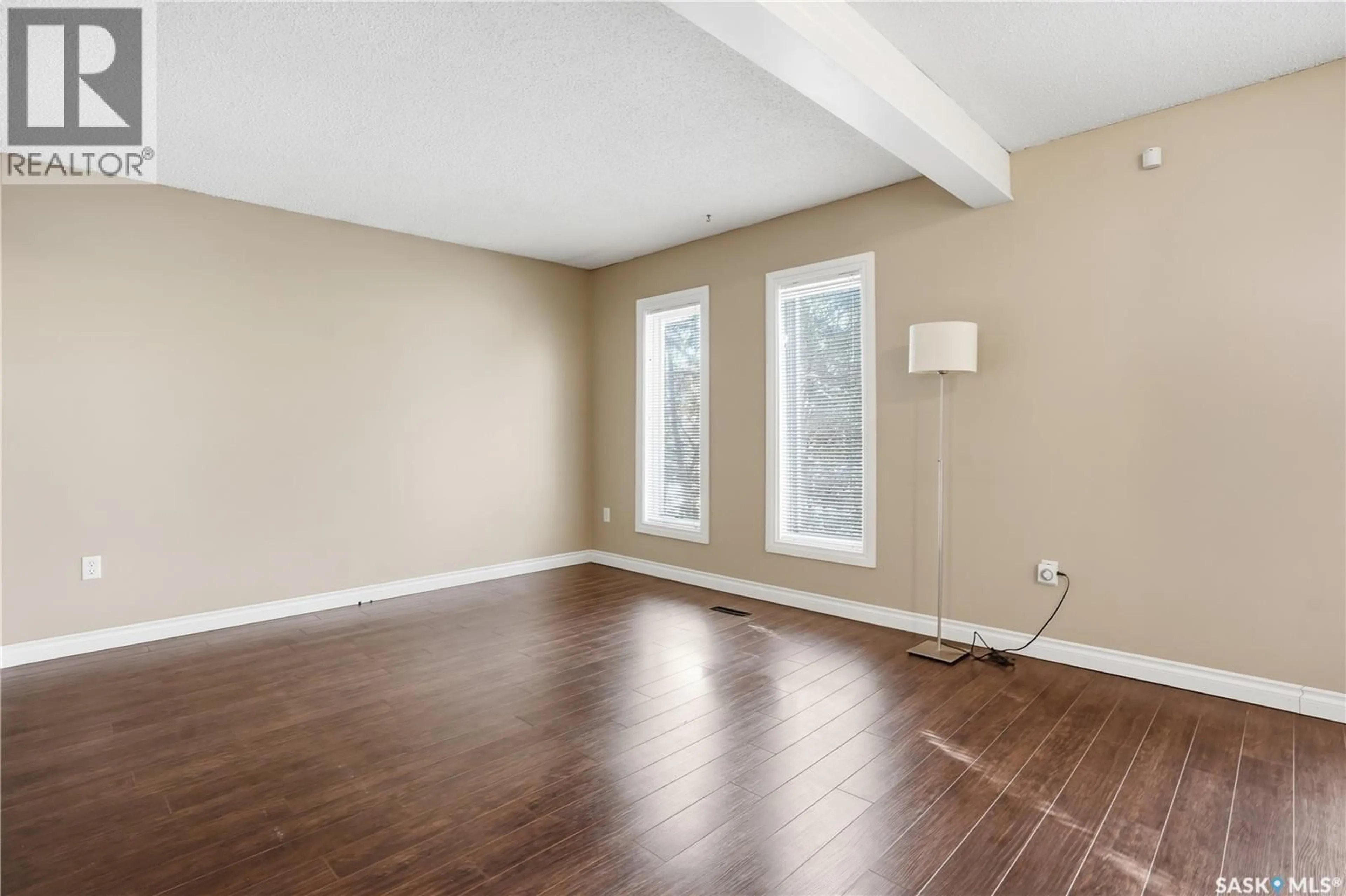 A pic of a room for 1121 GARRY STREET, Regina Saskatchewan S4T5R5