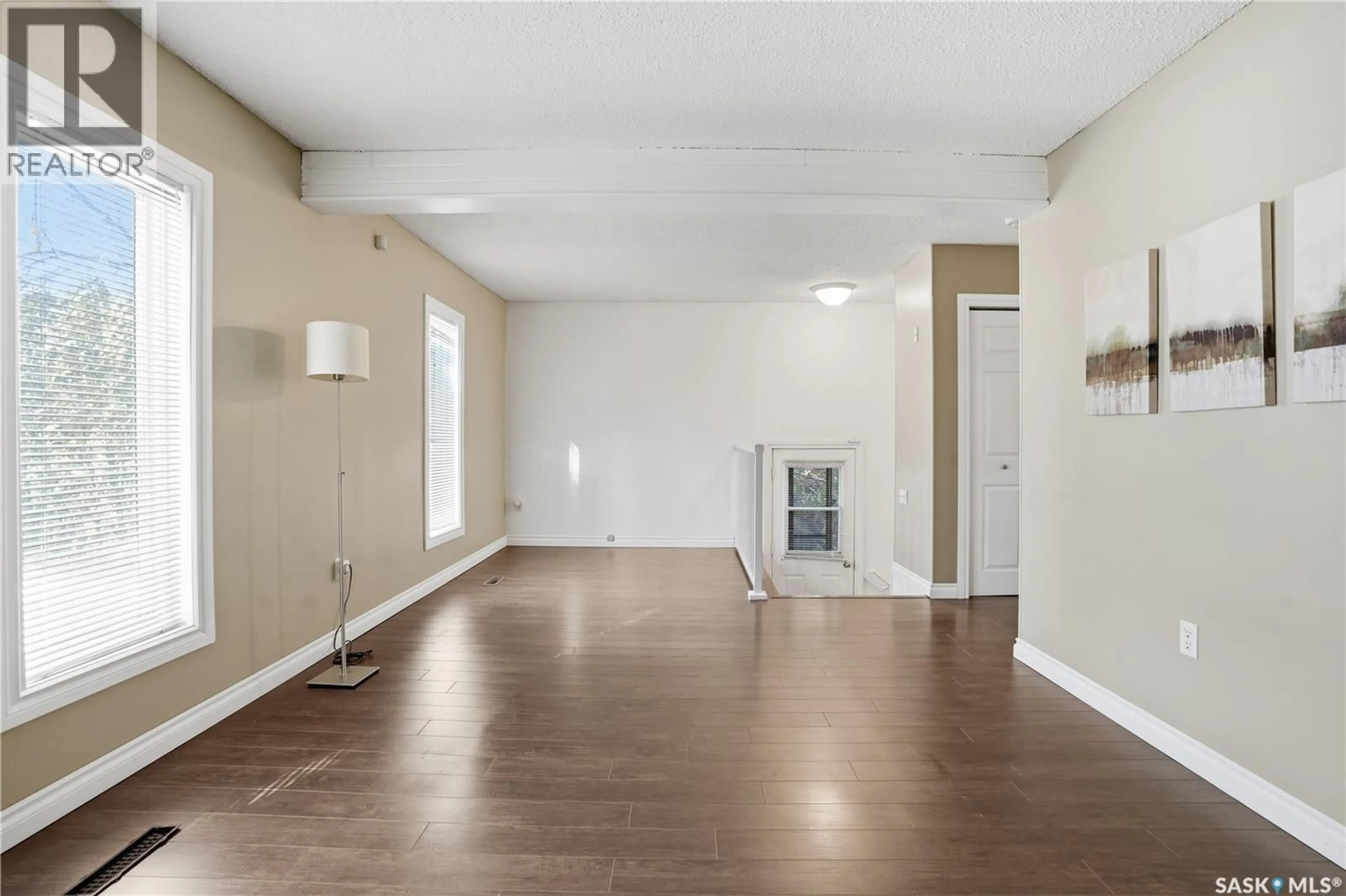 A pic of a room for 1121 GARRY STREET, Regina Saskatchewan S4T5R5