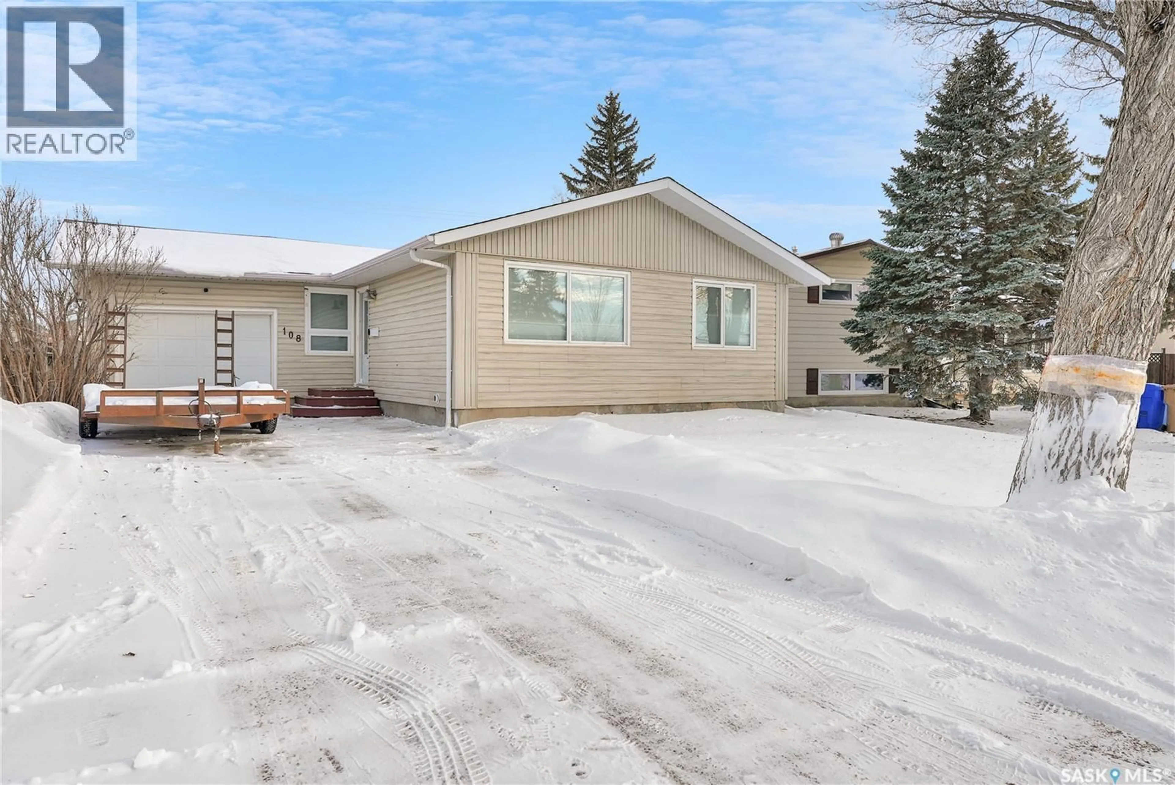 Unknown for 108 HANLEY CRESCENT, Regina Saskatchewan S4R5A7
