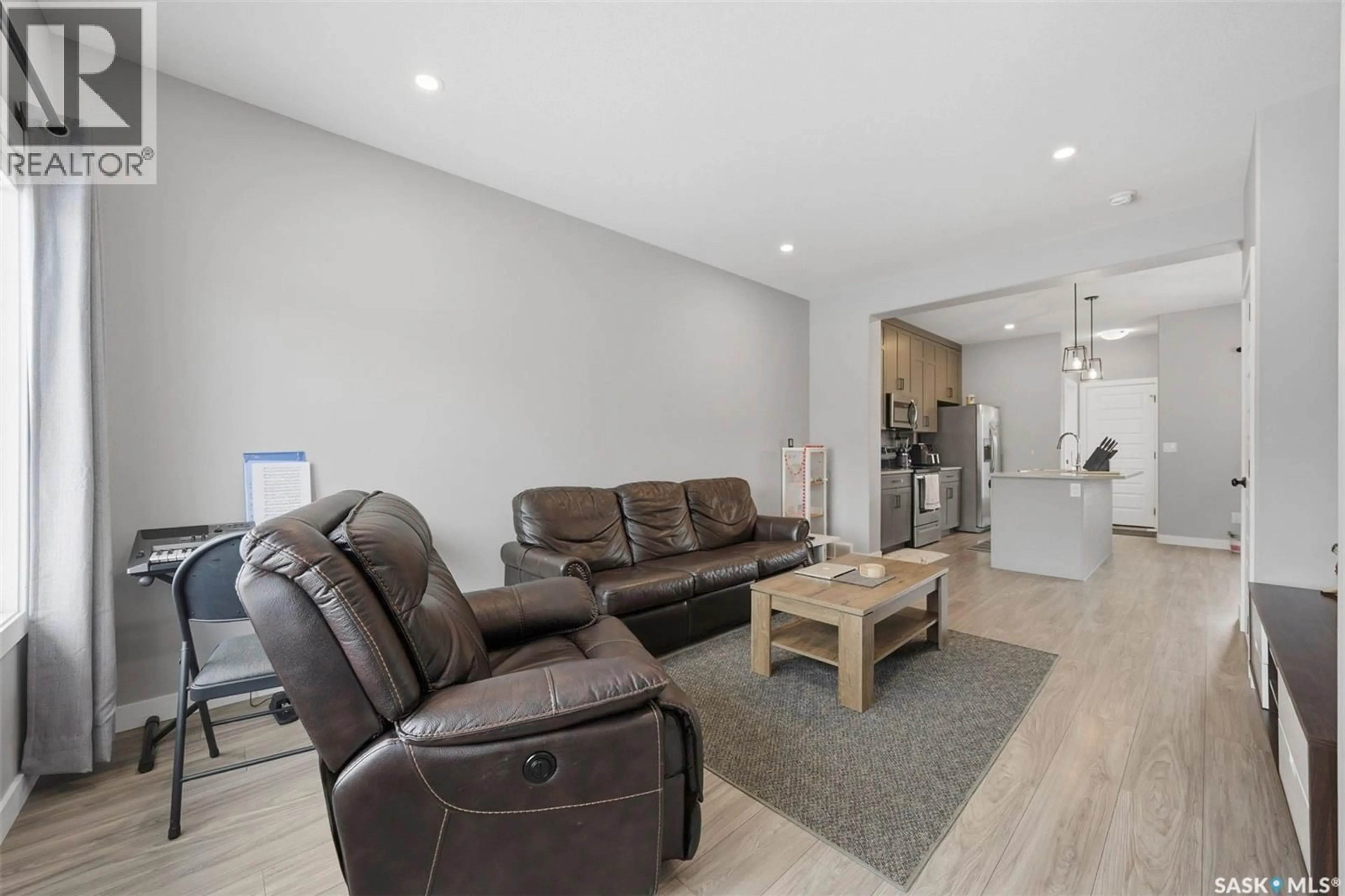 Living room with furniture, unknown for 608 BRIGHTON GATE, Saskatoon Saskatchewan S7V0V5