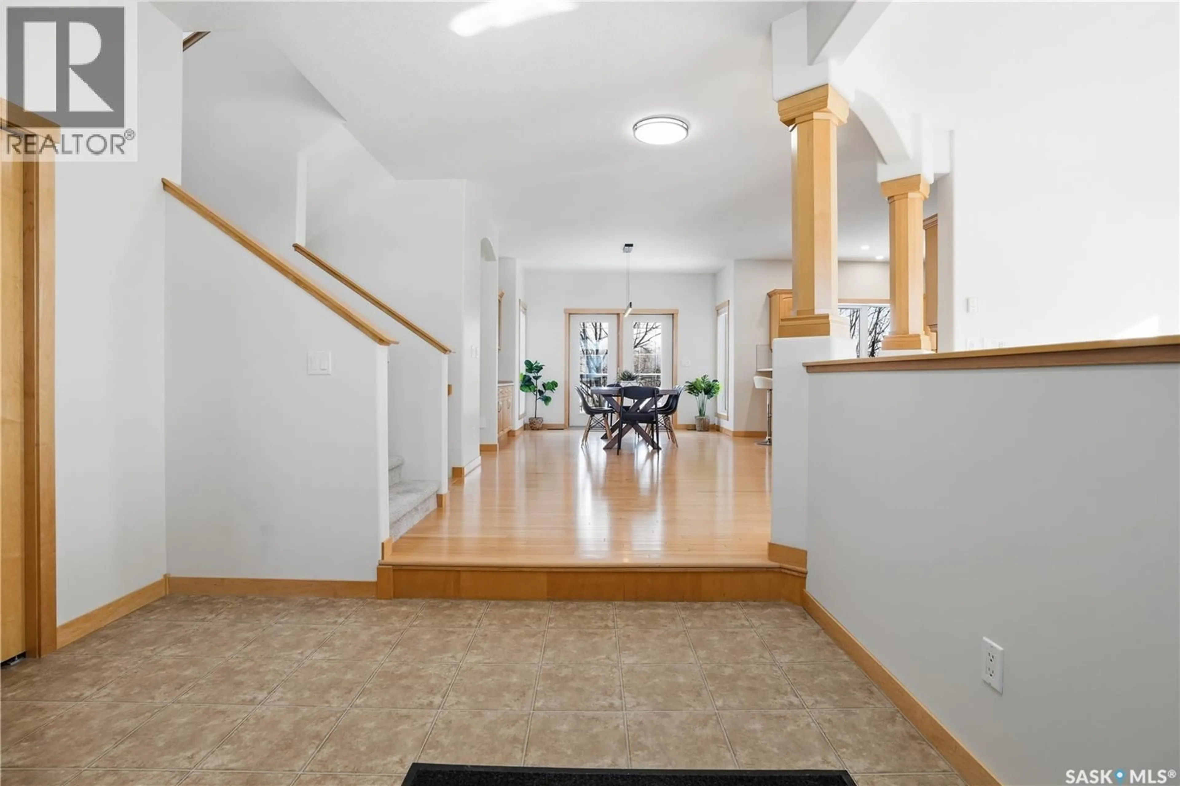 Indoor foyer for 22 FERNWOOD STREET, White City Saskatchewan S4L0A2