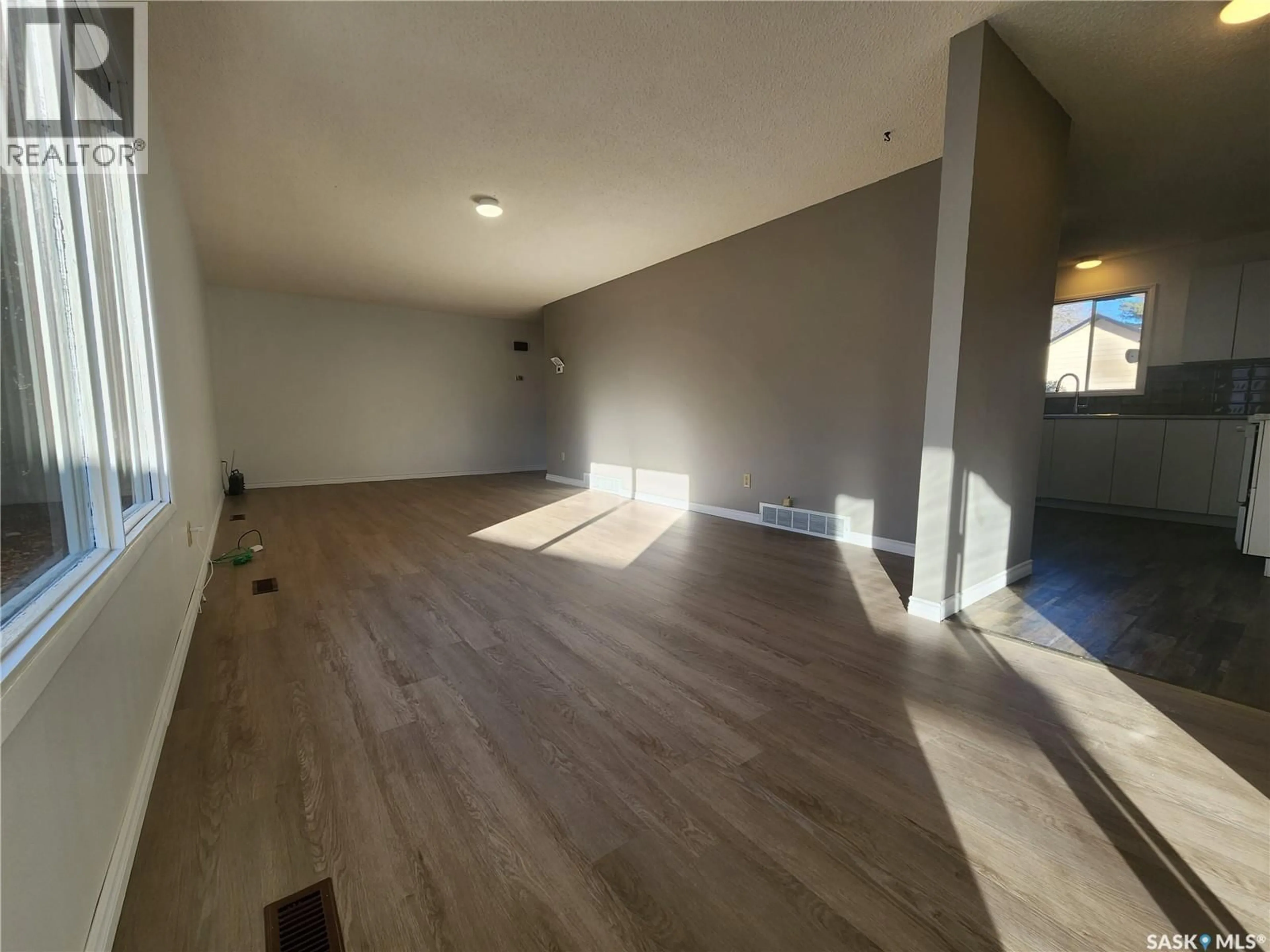 A pic of a room for 601 CENTRE STREET, Assiniboia Saskatchewan S0H0B0