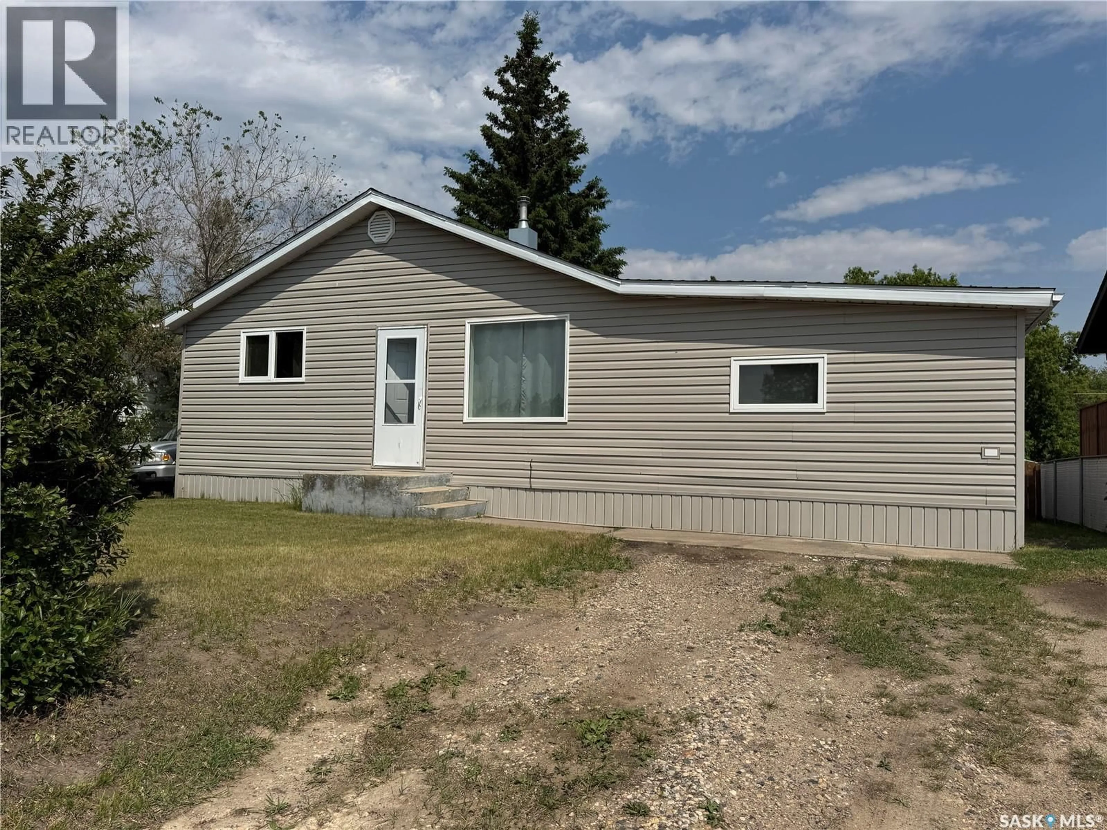 Unknown for 410 6TH STREET, Wynyard Saskatchewan S0A4T0