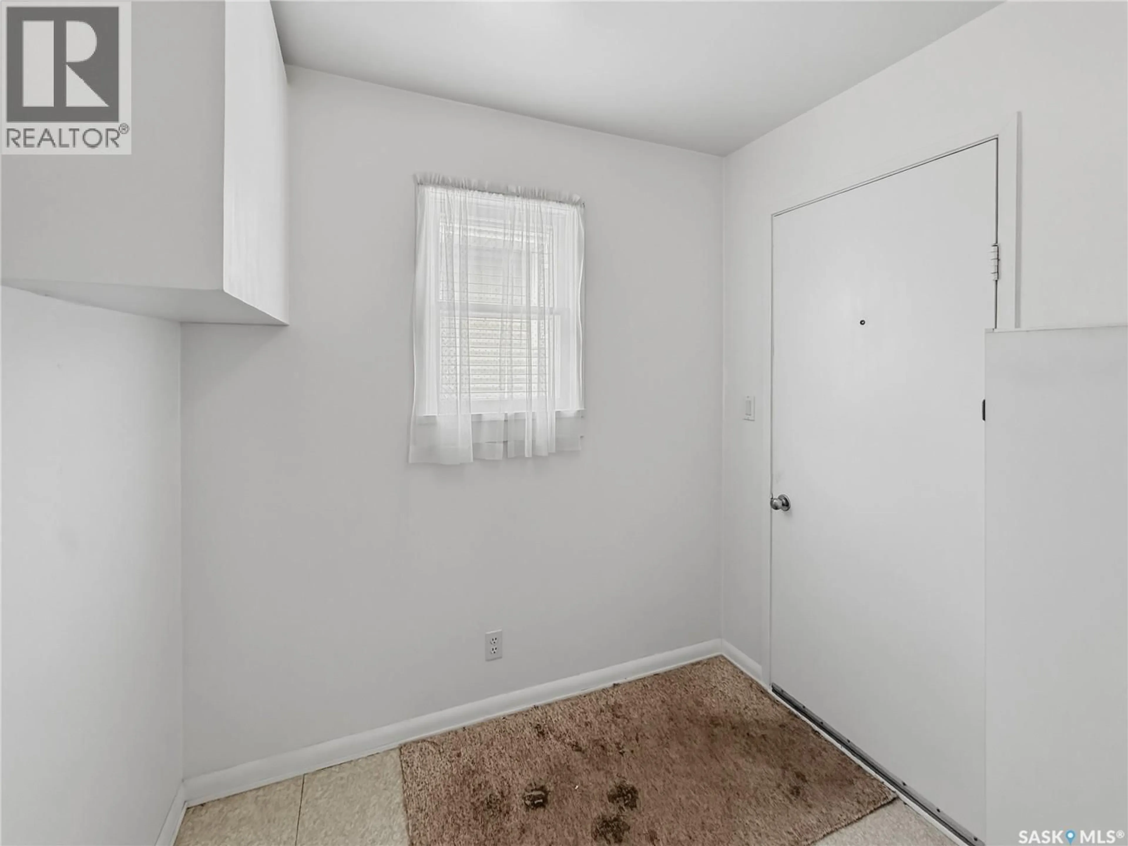 A pic of a room for 176 2ND AVENUE, Swift Current Saskatchewan S9H3H9