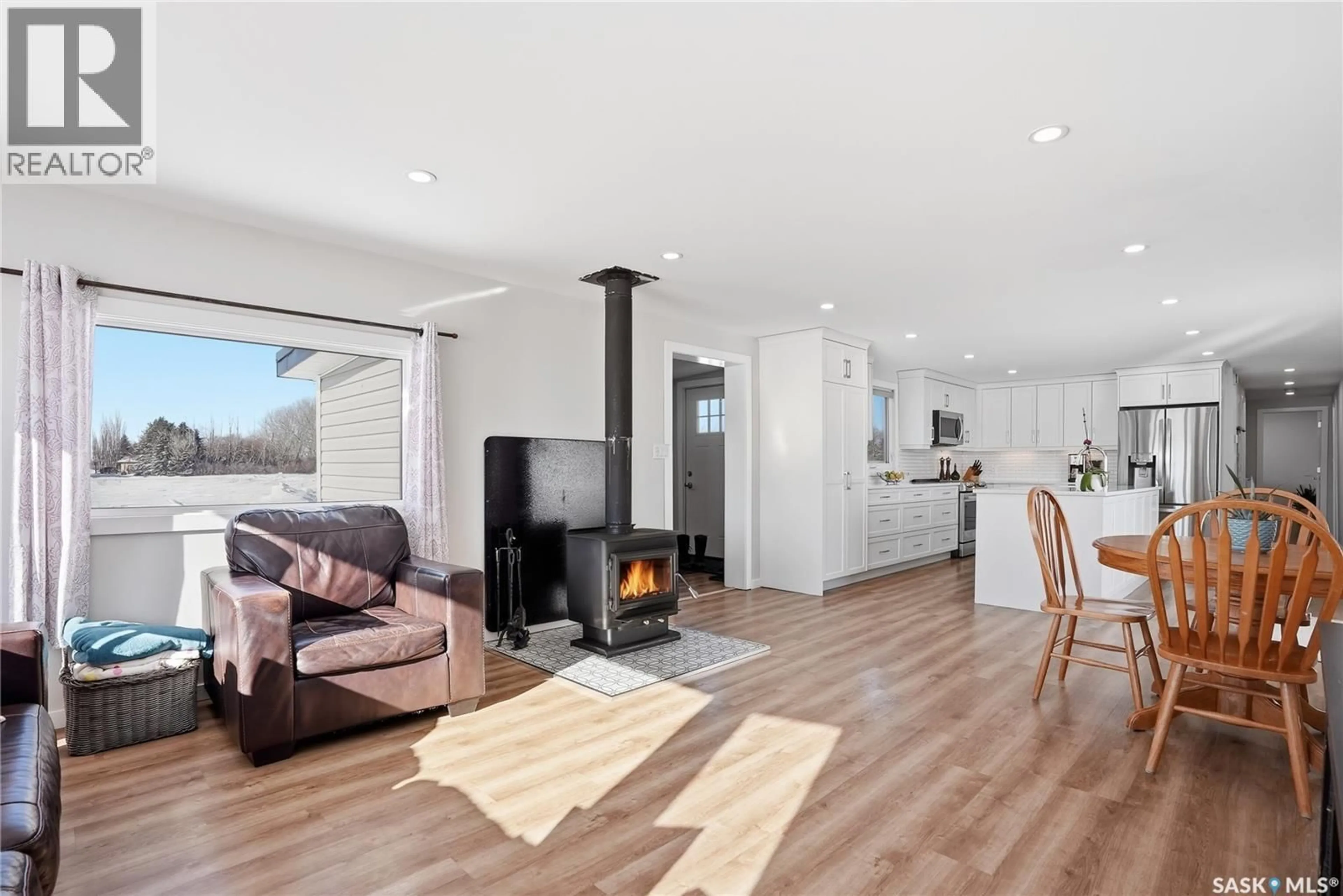 Open concept kitchen, wood/laminate floor for 9 WAZ RD, Blucher Rm No. 343 Saskatchewan S0K0Y0