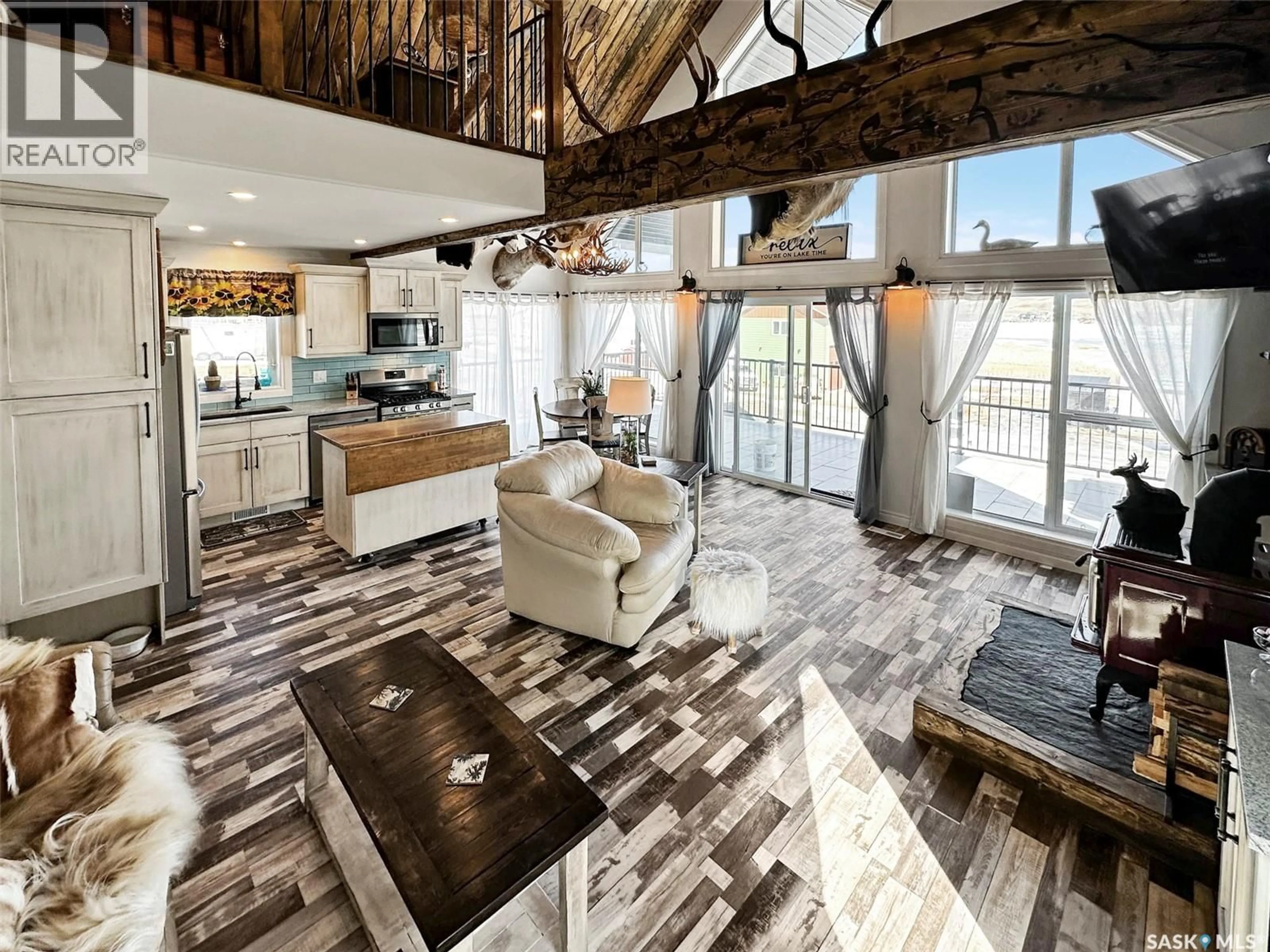 Open concept kitchen, unknown for 203 HILLCREST PLACE, Lac Pelletier Rm No. 107 Saskatchewan S0N2Y0