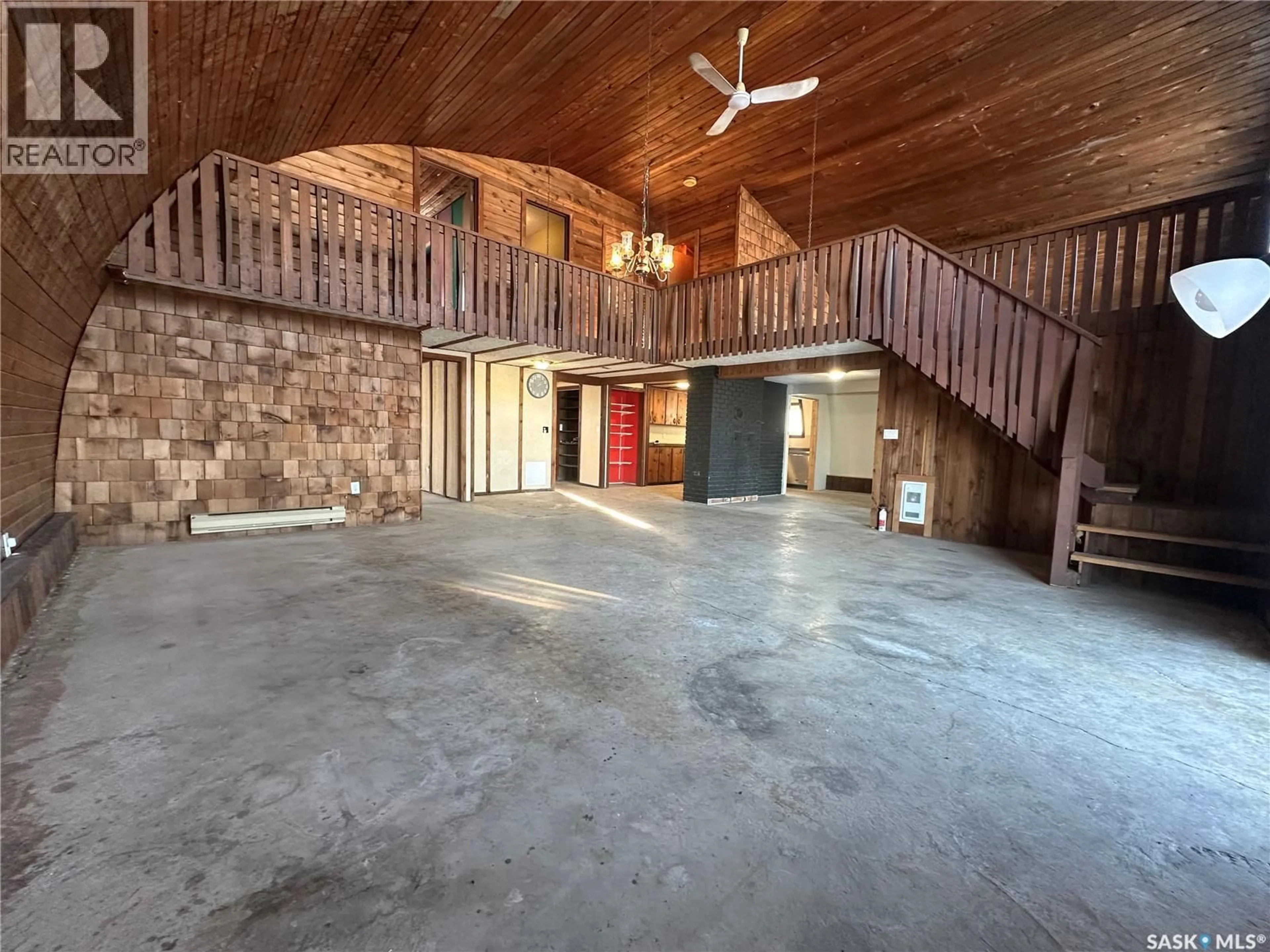 Indoor foyer for YORKTON ACREAGE, Orkney Rm No. 244 Saskatchewan S3N4K1