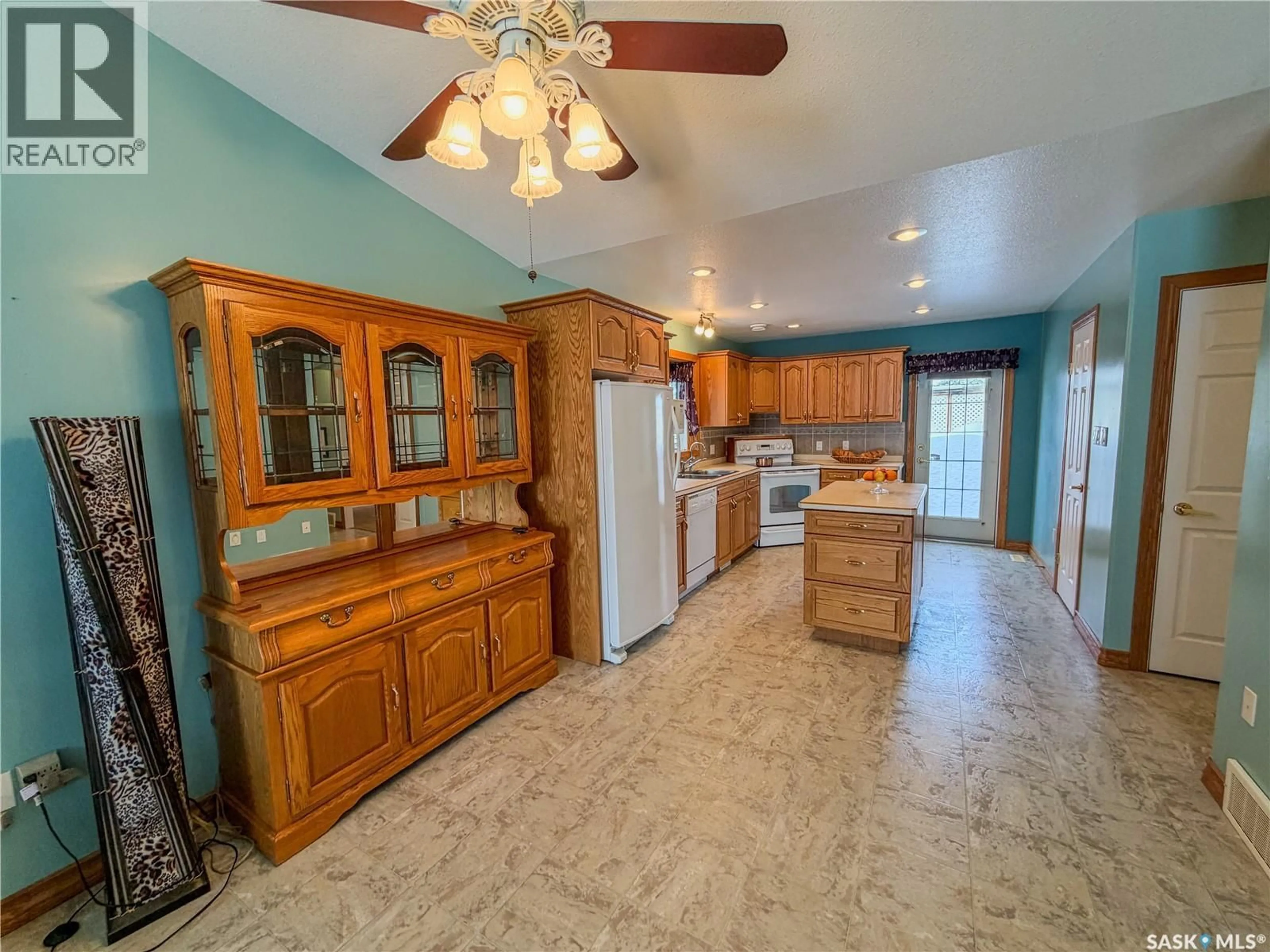 Unknown for 52 RUSSELL DRIVE, Yorkton Saskatchewan S3N3W2