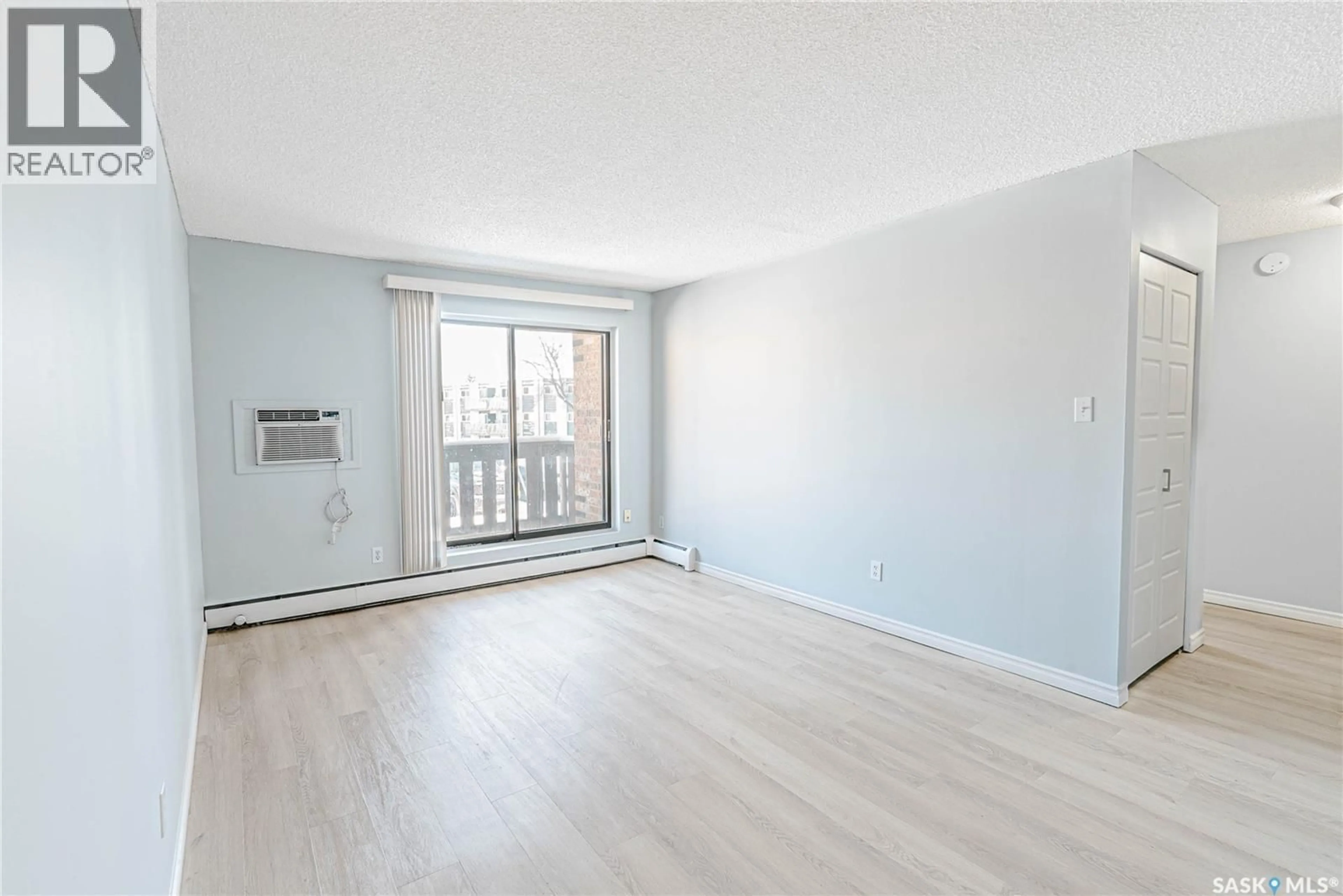 A pic of a room for 208 143 ST LAWRENCE COURT, Saskatoon Saskatchewan S7K4H3