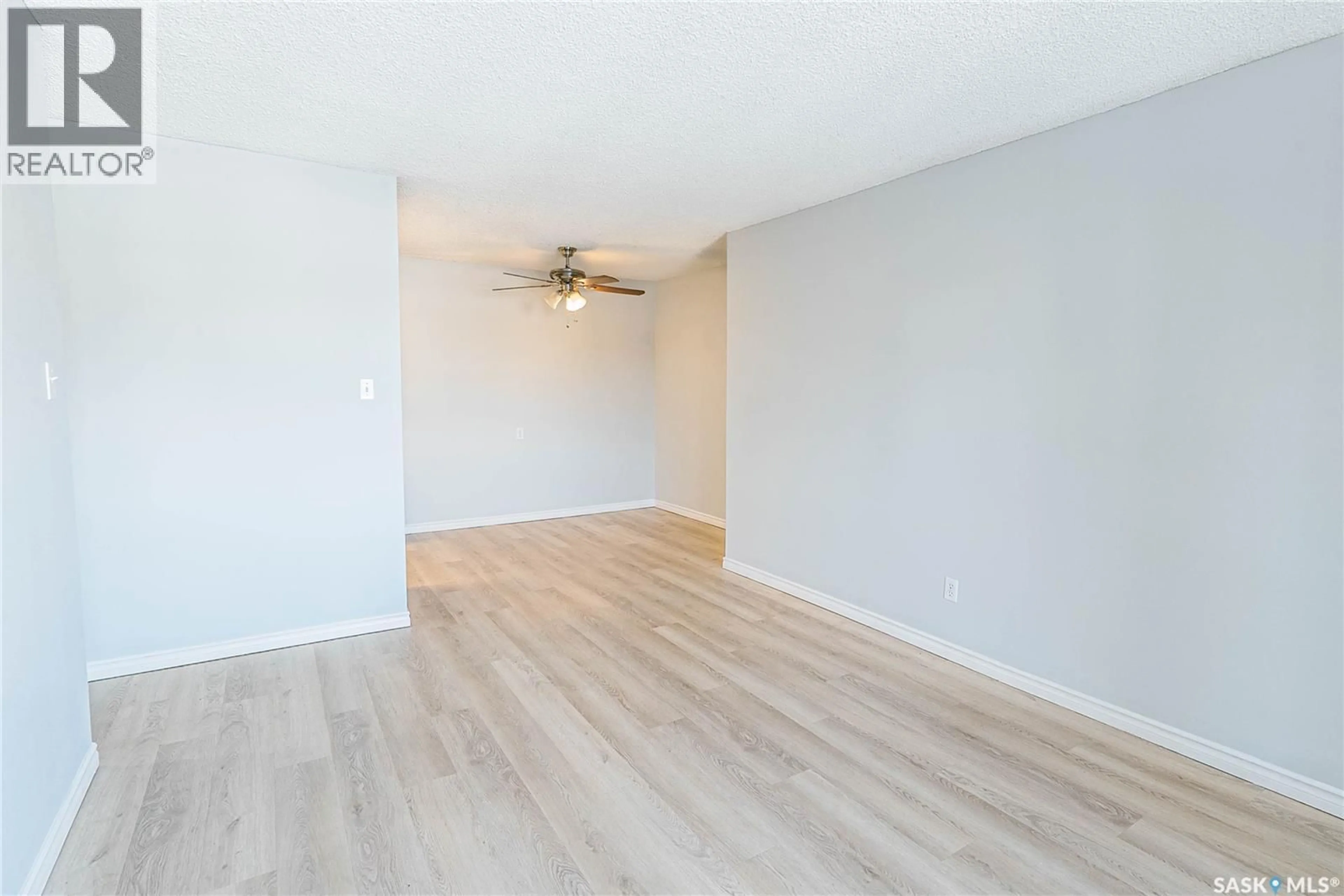 A pic of a room for 208 143 ST LAWRENCE COURT, Saskatoon Saskatchewan S7K4H3