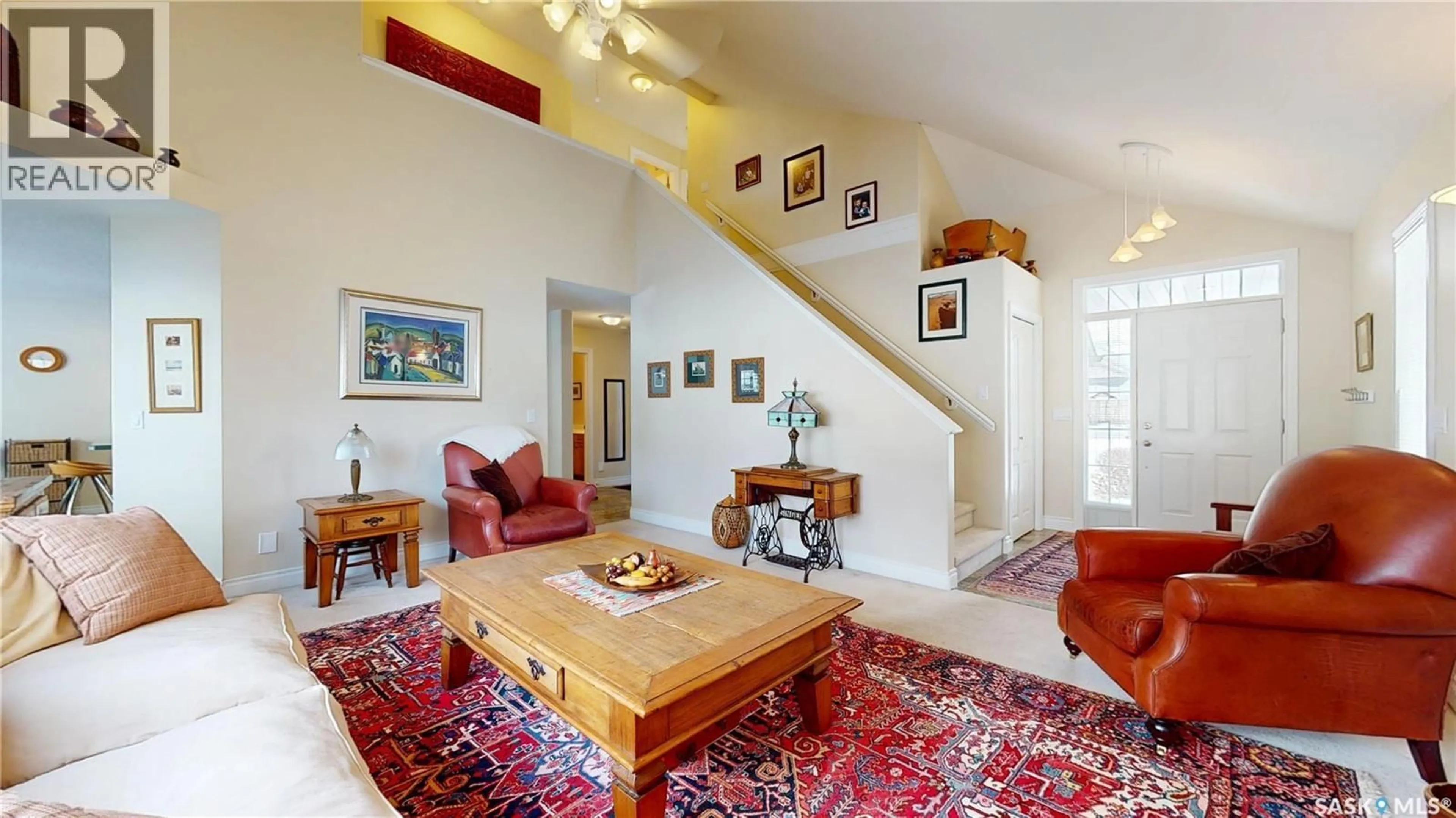 Living room with furniture, unknown for 10562 WASCANA ESTATES, Regina Saskatchewan S4V2X1