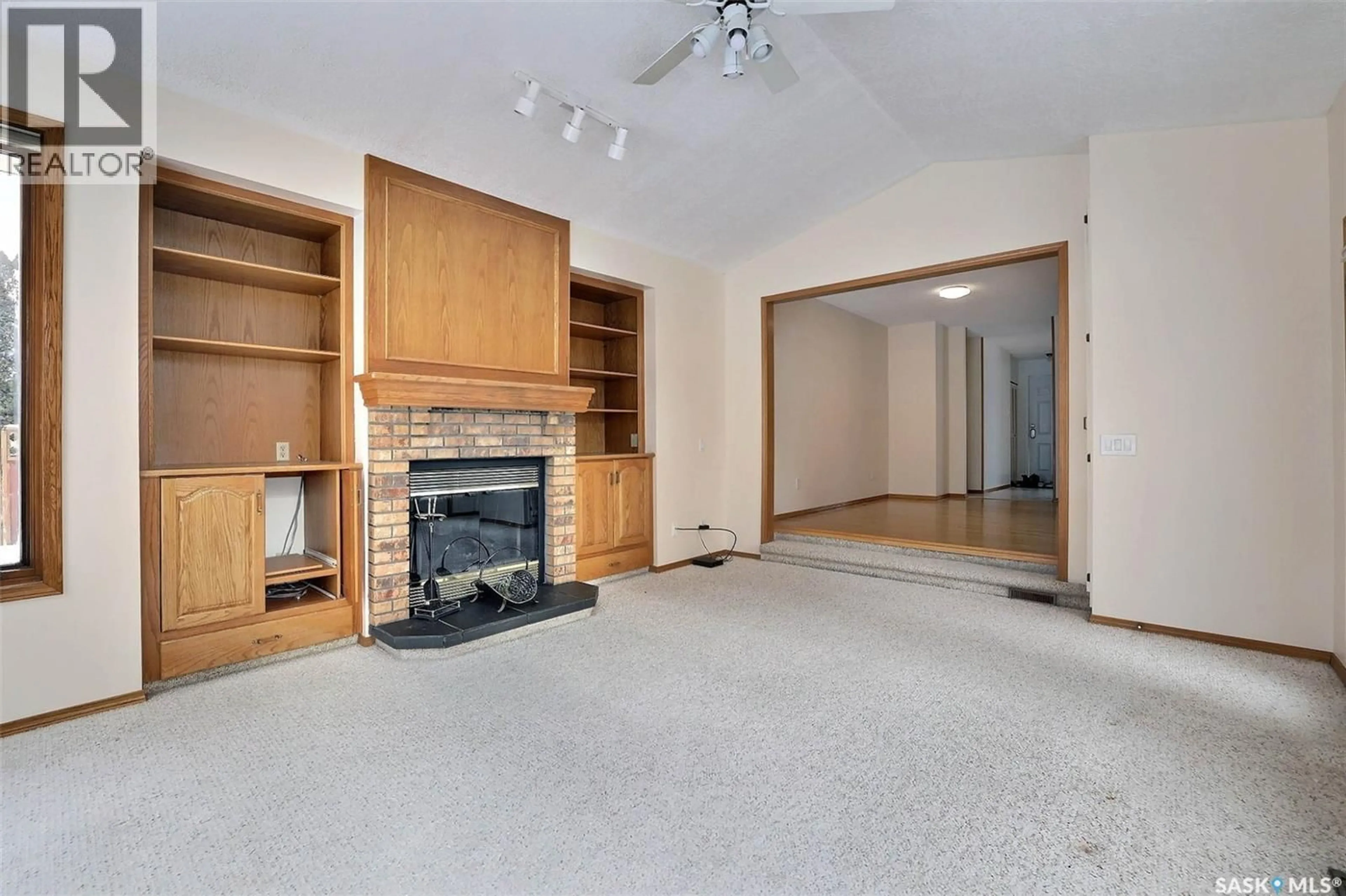 Unknown for 14 DEERGROVE CRESCENT, Regina Saskatchewan S4S5L9