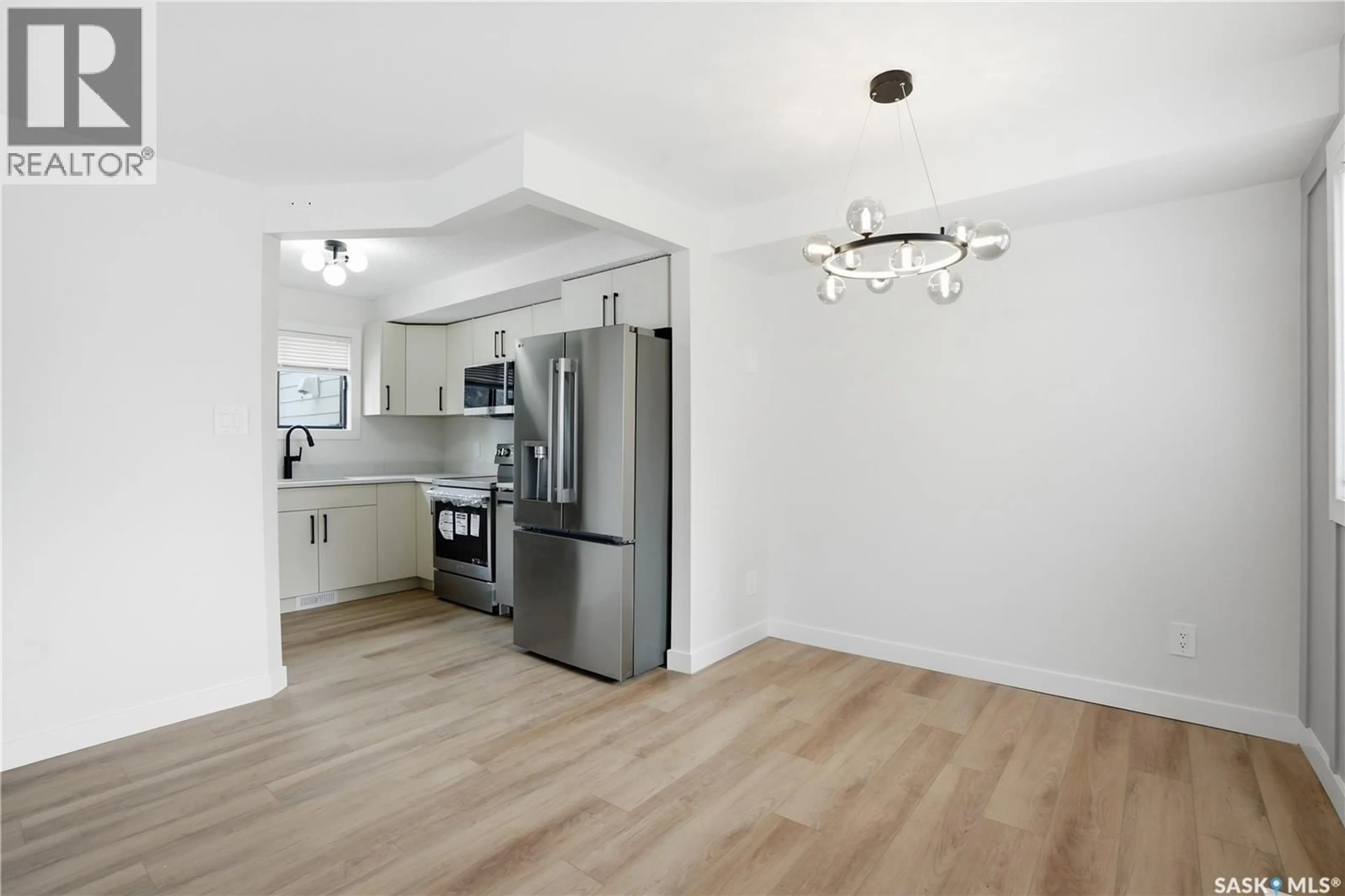 Open concept kitchen, unknown for 154 227 SAGUENAY DRIVE, Saskatoon Saskatchewan S7K6G4