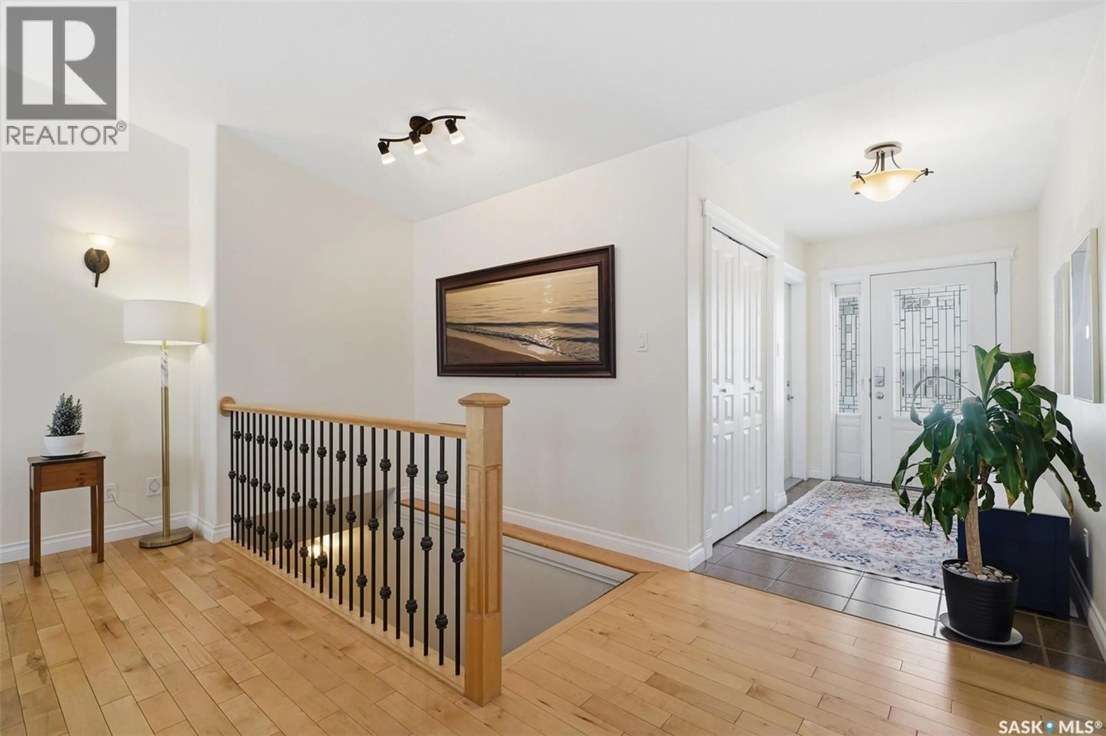 Indoor entryway for 12 LONGPRE CRESCENT, Prince Albert Saskatchewan S6X1C8