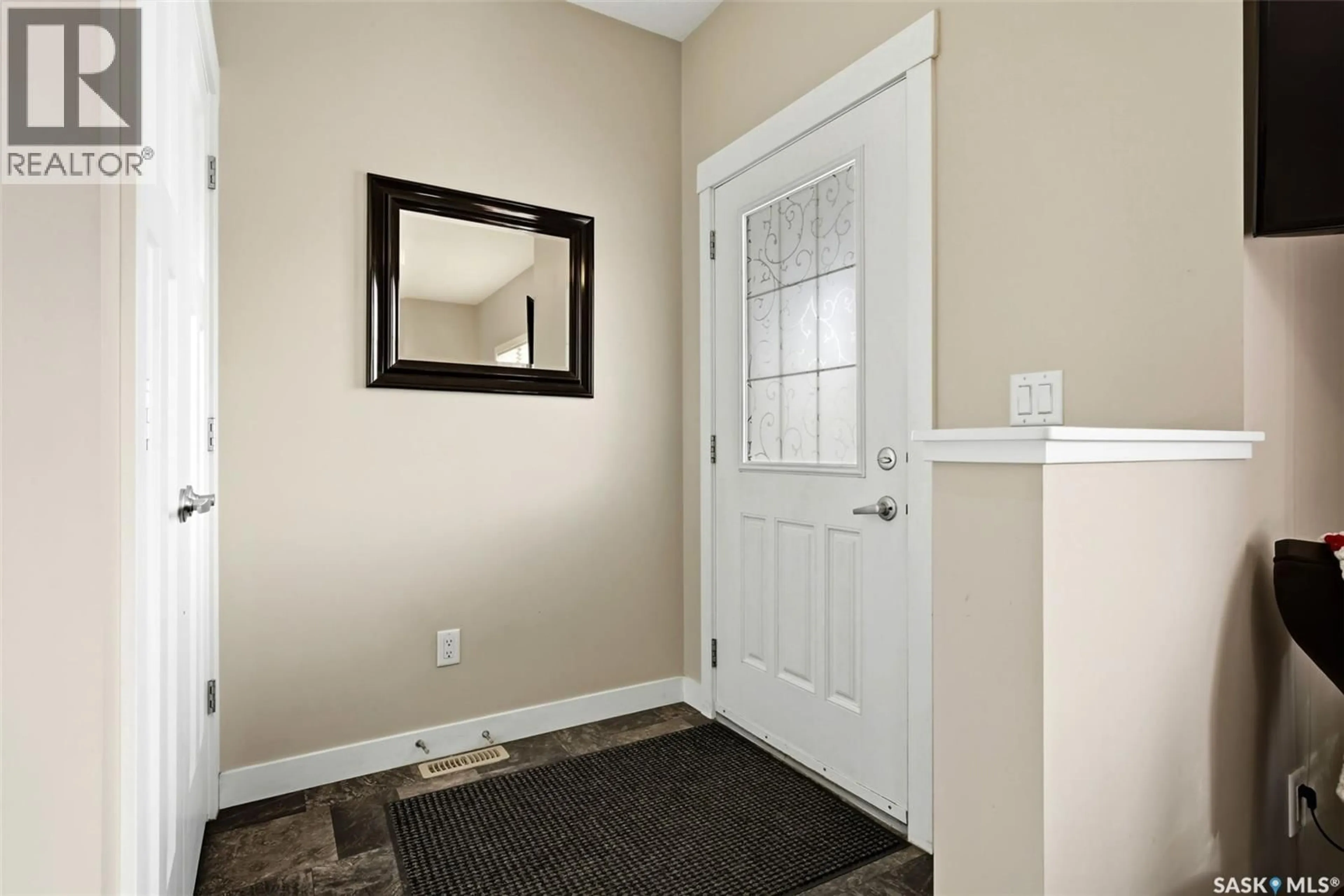 Indoor entryway for 4810 GREEN ROCK ROAD, Regina Saskatchewan S4V3L1