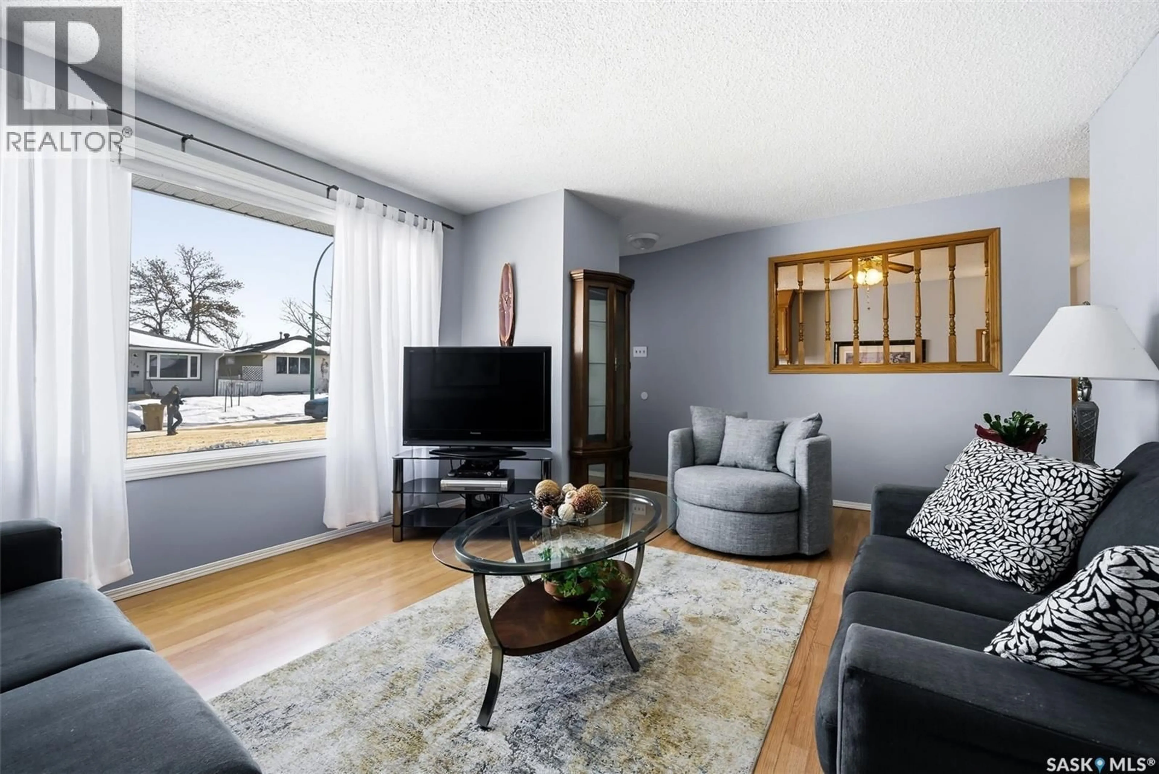 Living room with furniture, unknown for 131 LLOYD CRESCENT, Regina Saskatchewan S4R6B9