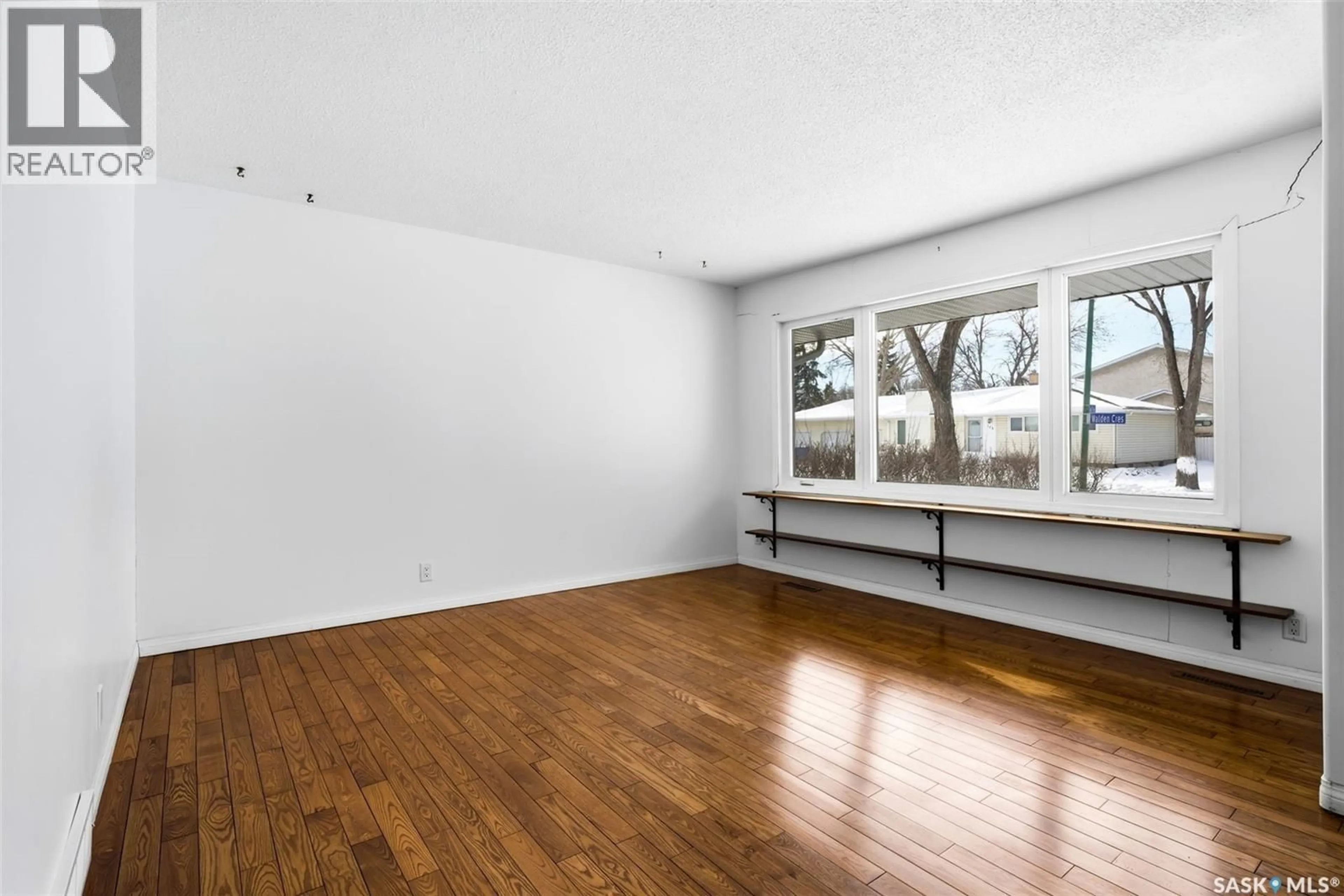 A pic of a room for 175 WALDEN CRESCENT, Regina Saskatchewan S4N1L4