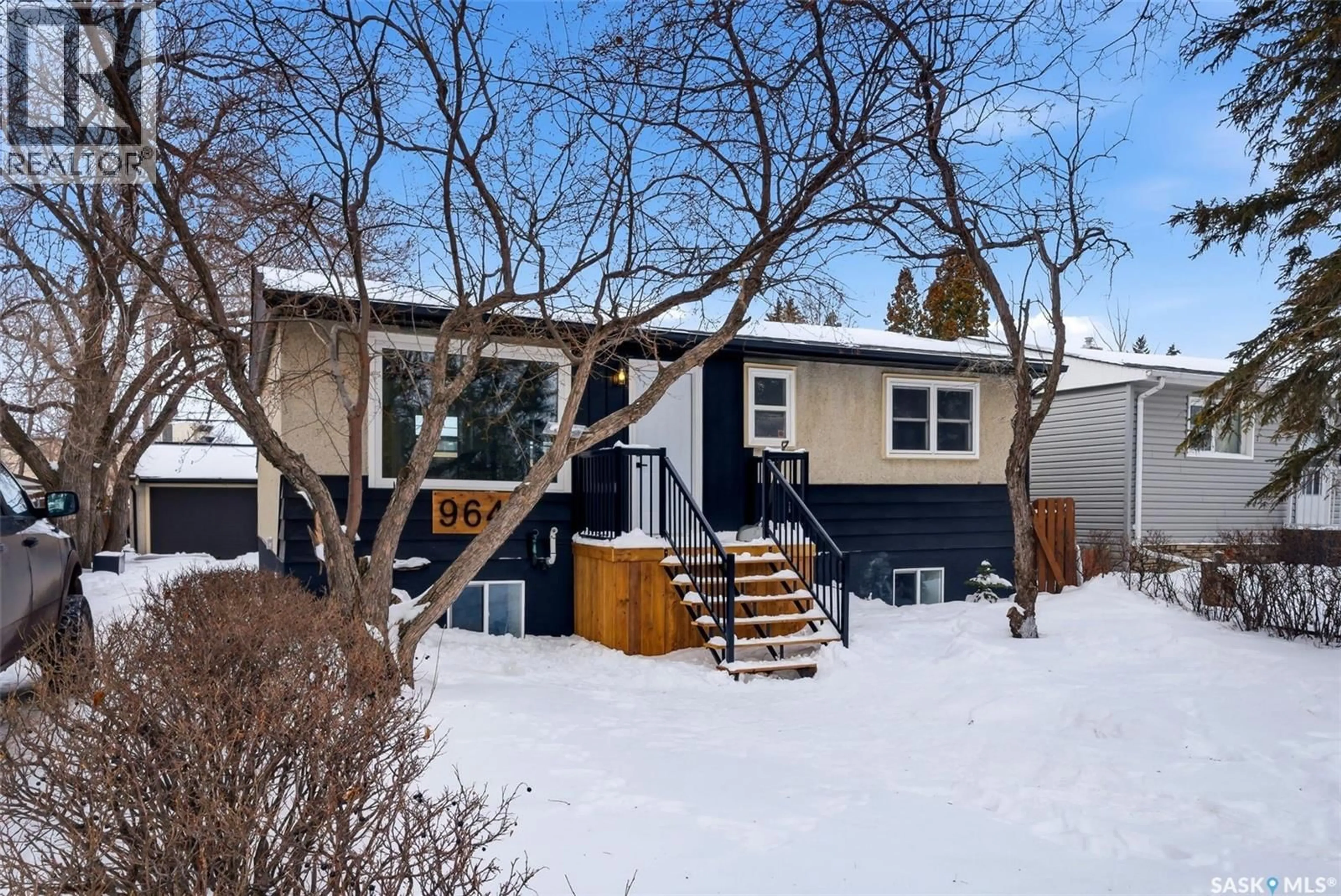 Unknown for 964 ROYAL STREET, Regina Saskatchewan S4T4Z6